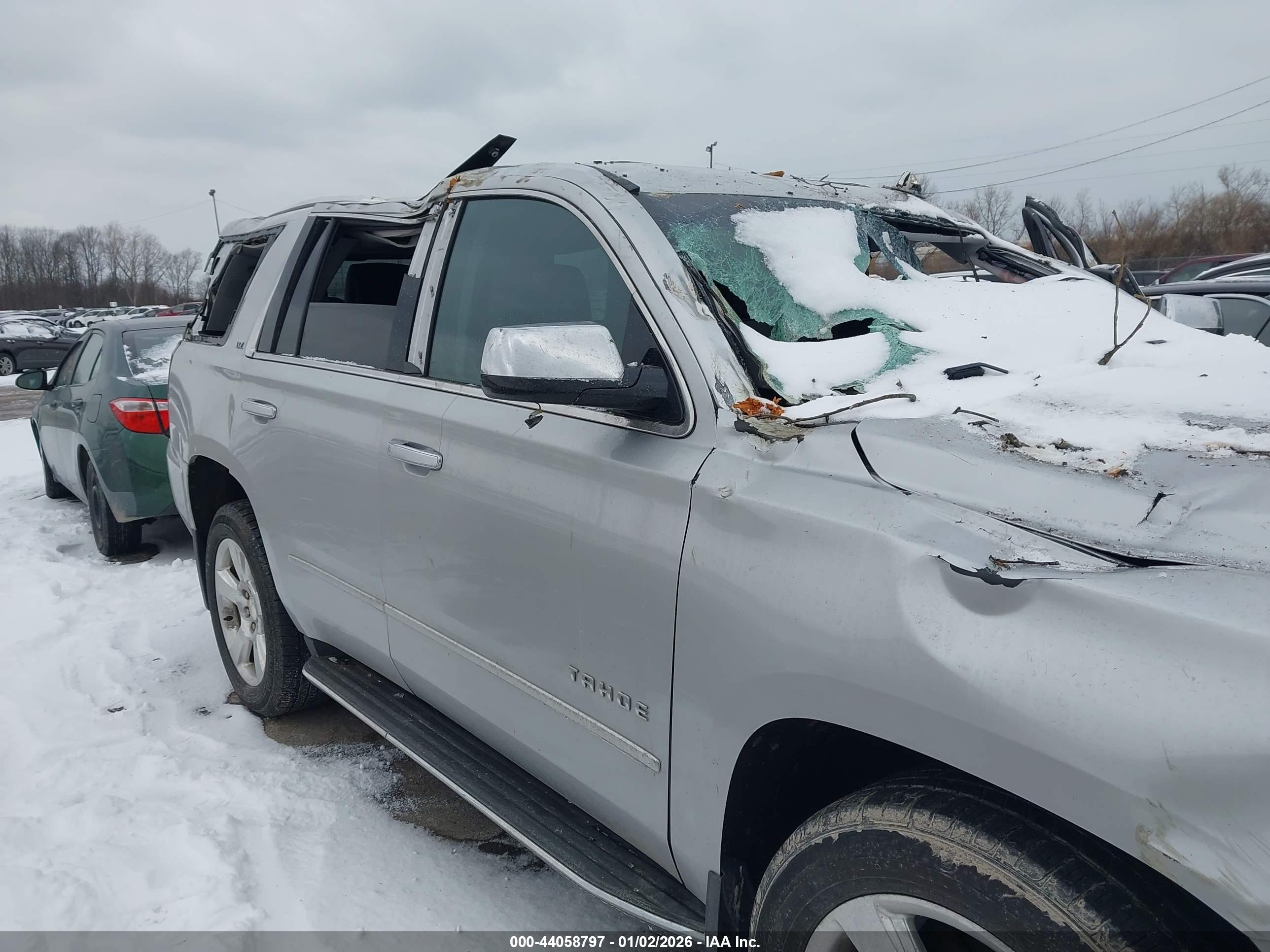 CHEVROLET TAHOE image 6