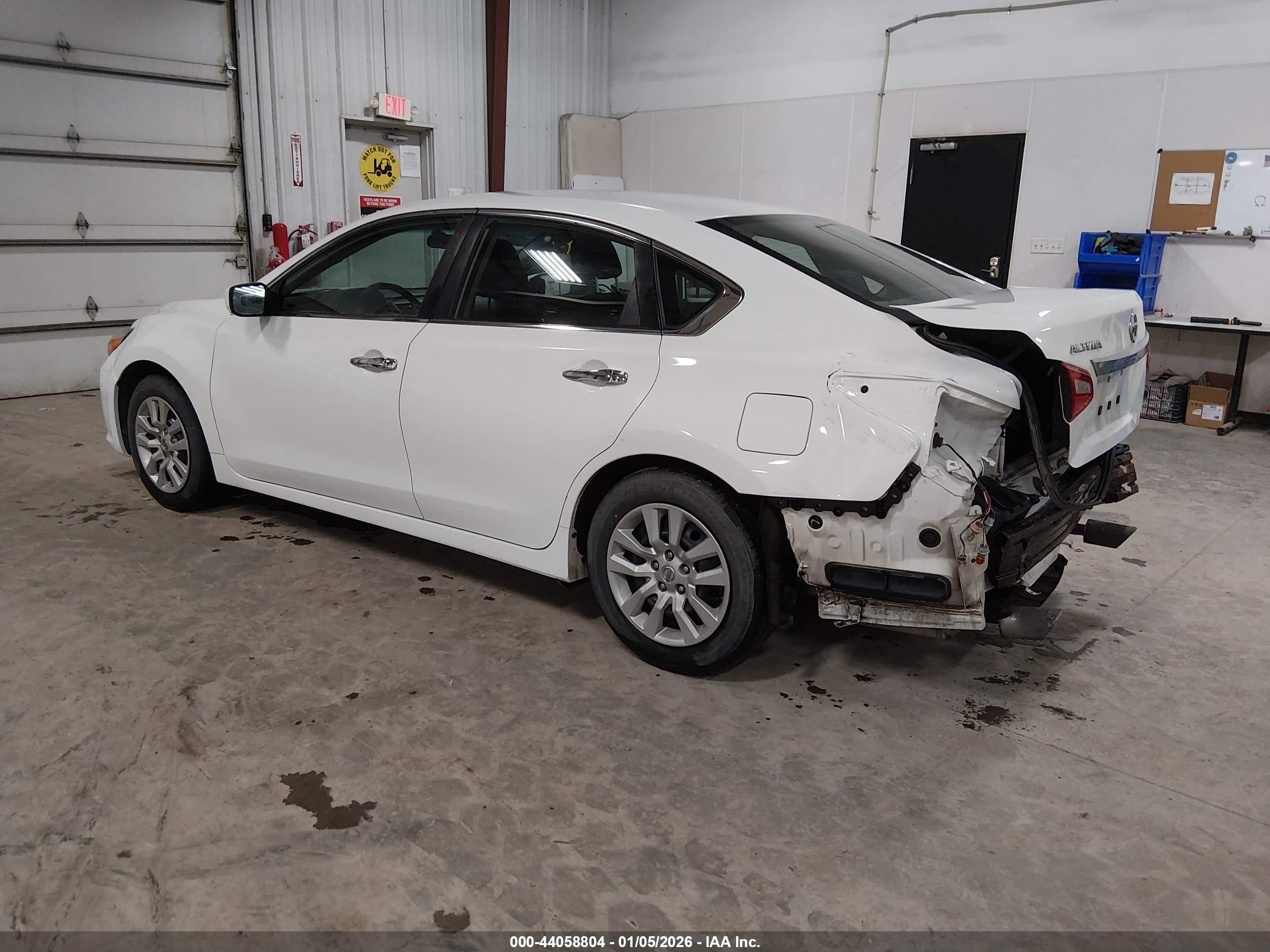 NISSAN ALTIMA image 3