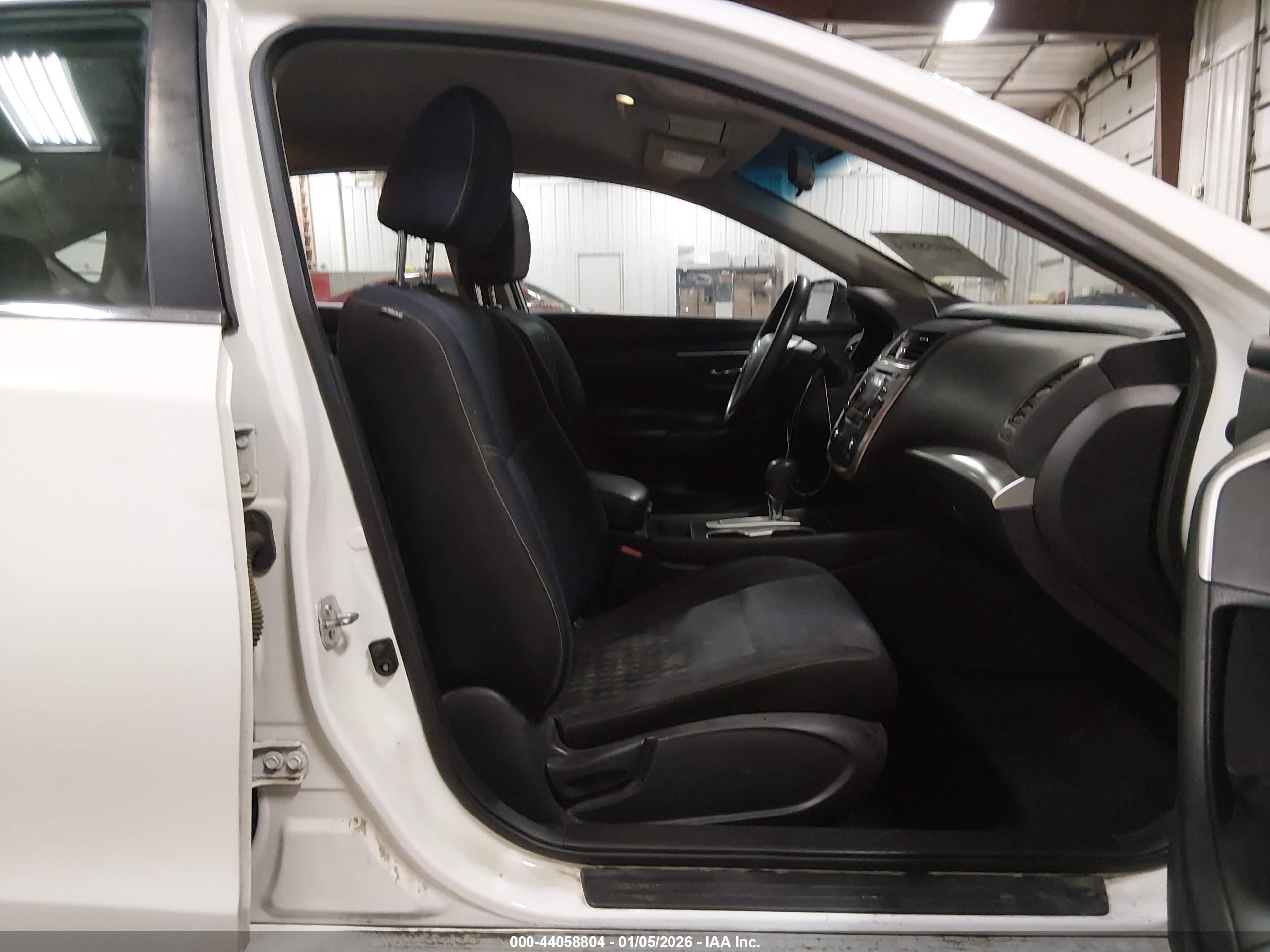 NISSAN ALTIMA image 5