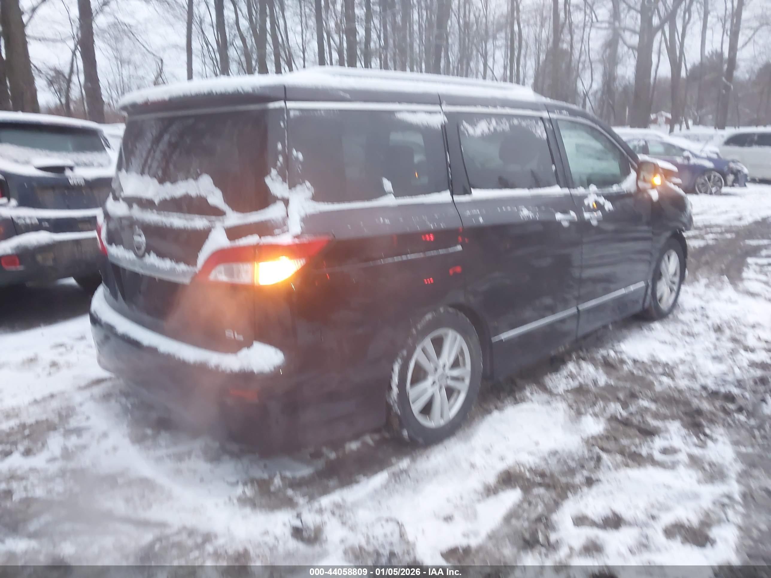 NISSAN QUEST image 4