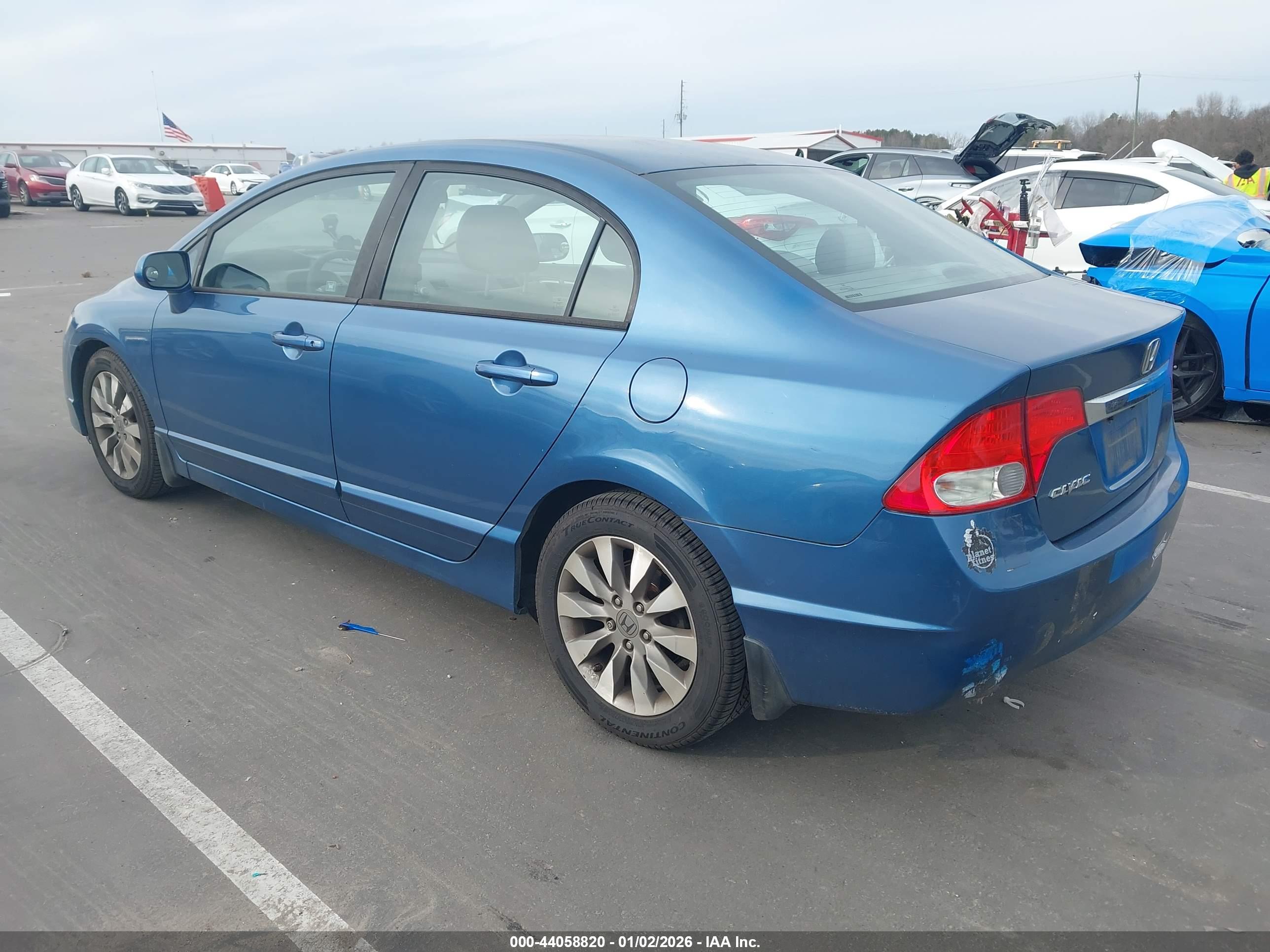 HONDA CIVIC image 3