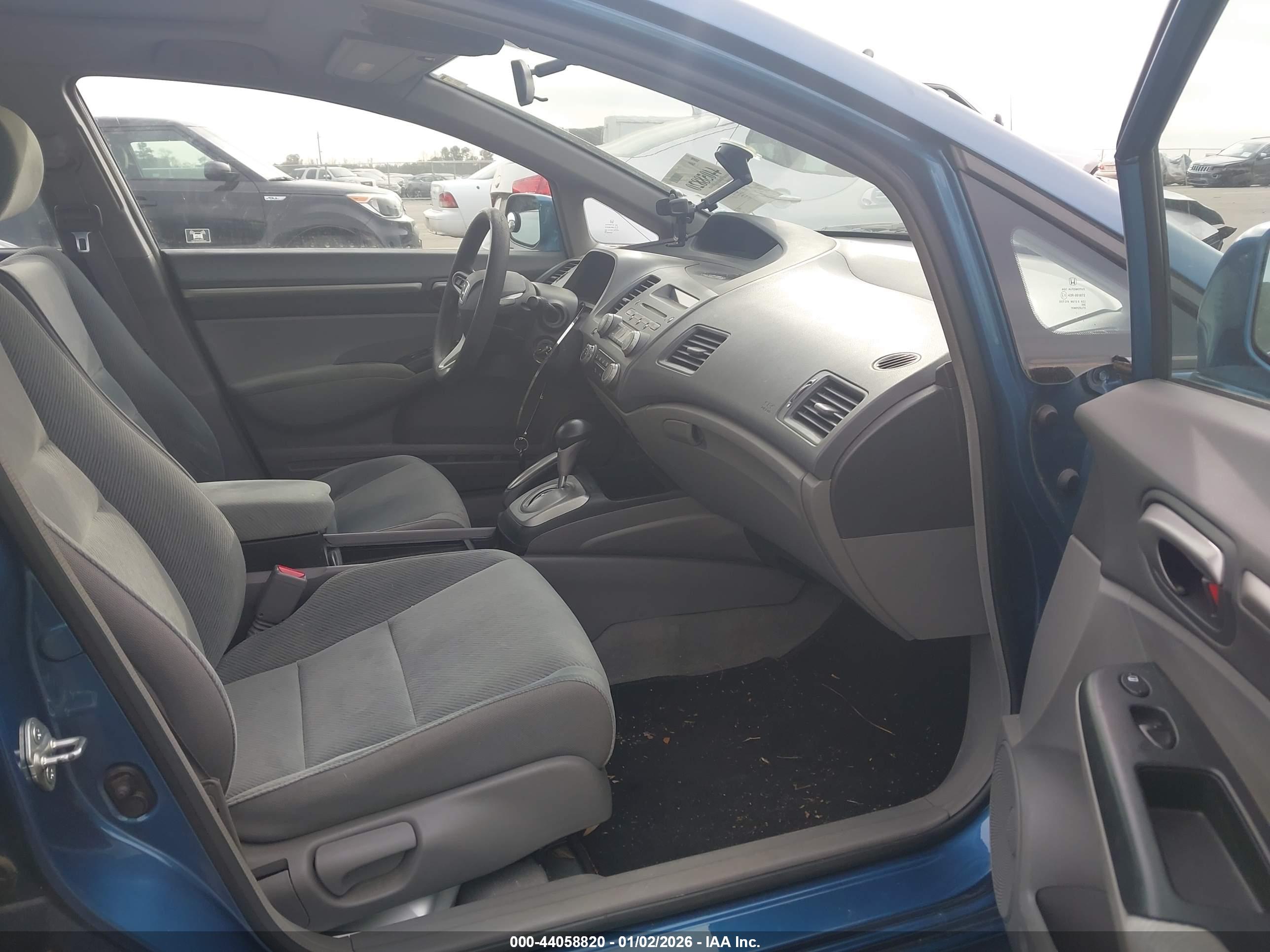 HONDA CIVIC image 5