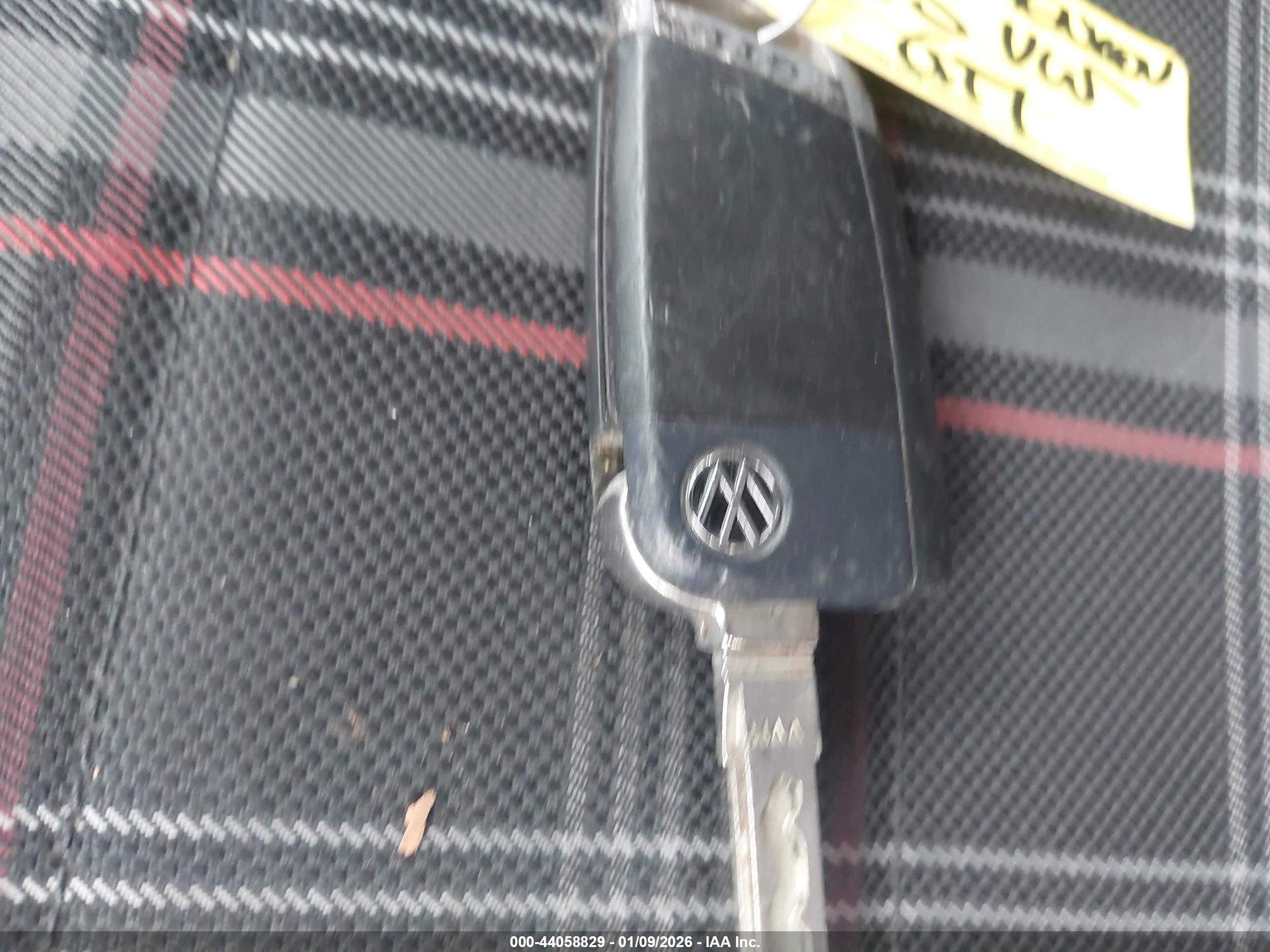 VOLKSWAGEN GOLF image 11