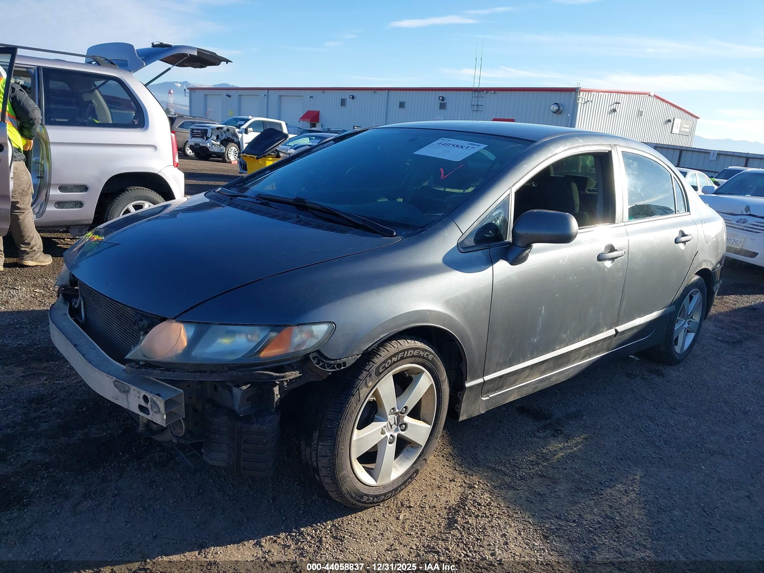 HONDA CIVIC image 2