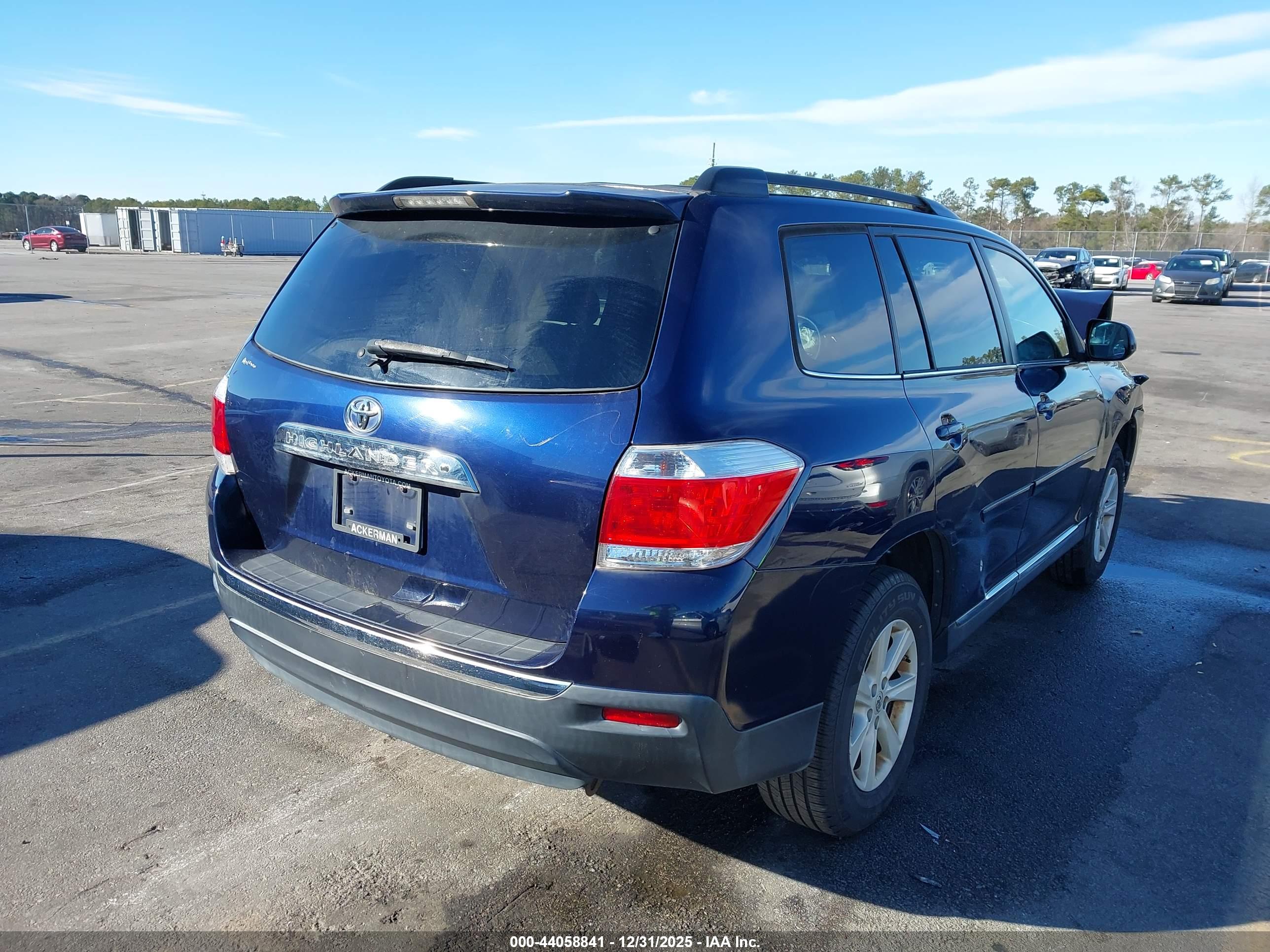 TOYOTA HIGHLANDER image 4