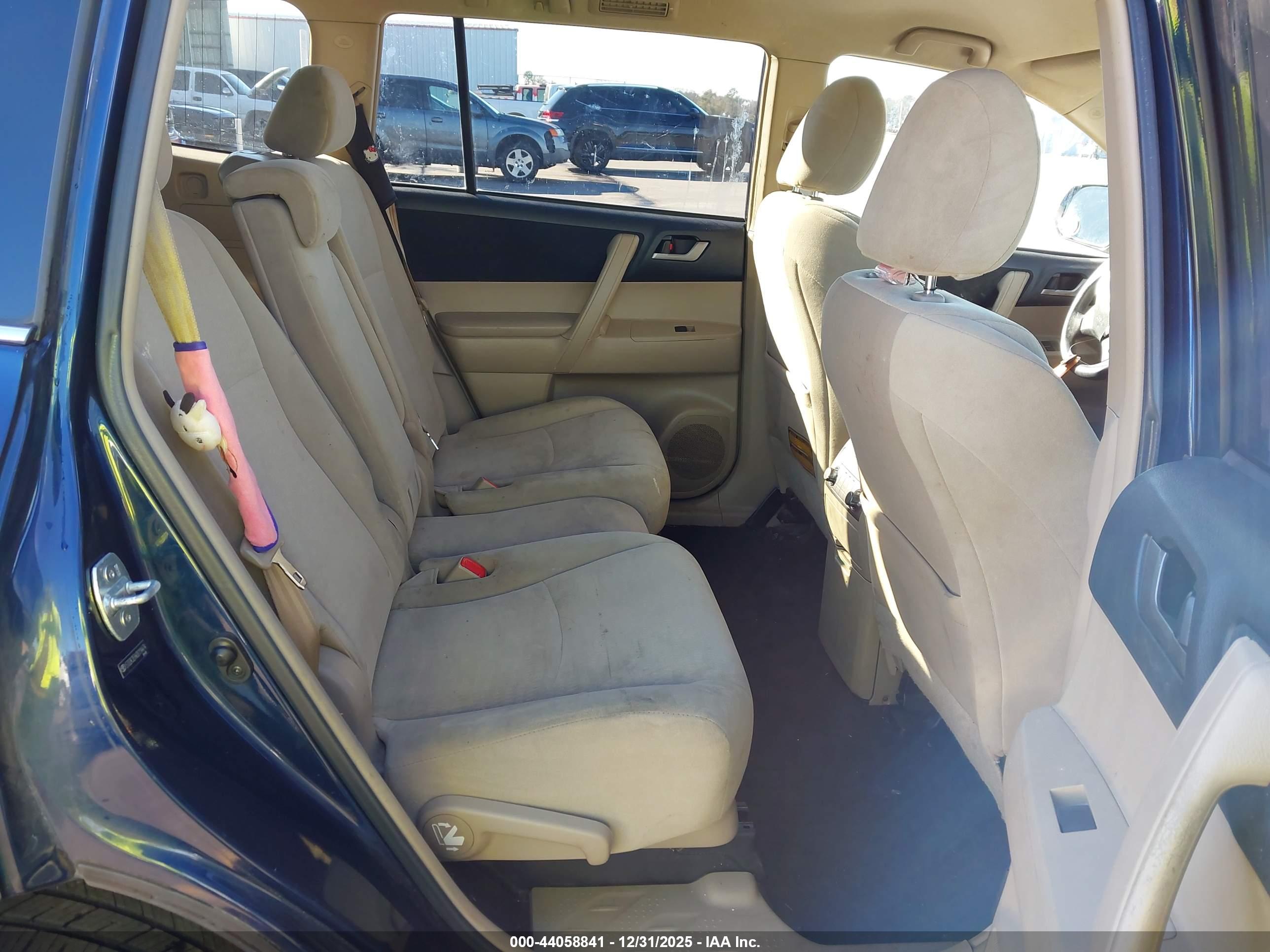 TOYOTA HIGHLANDER image 8
