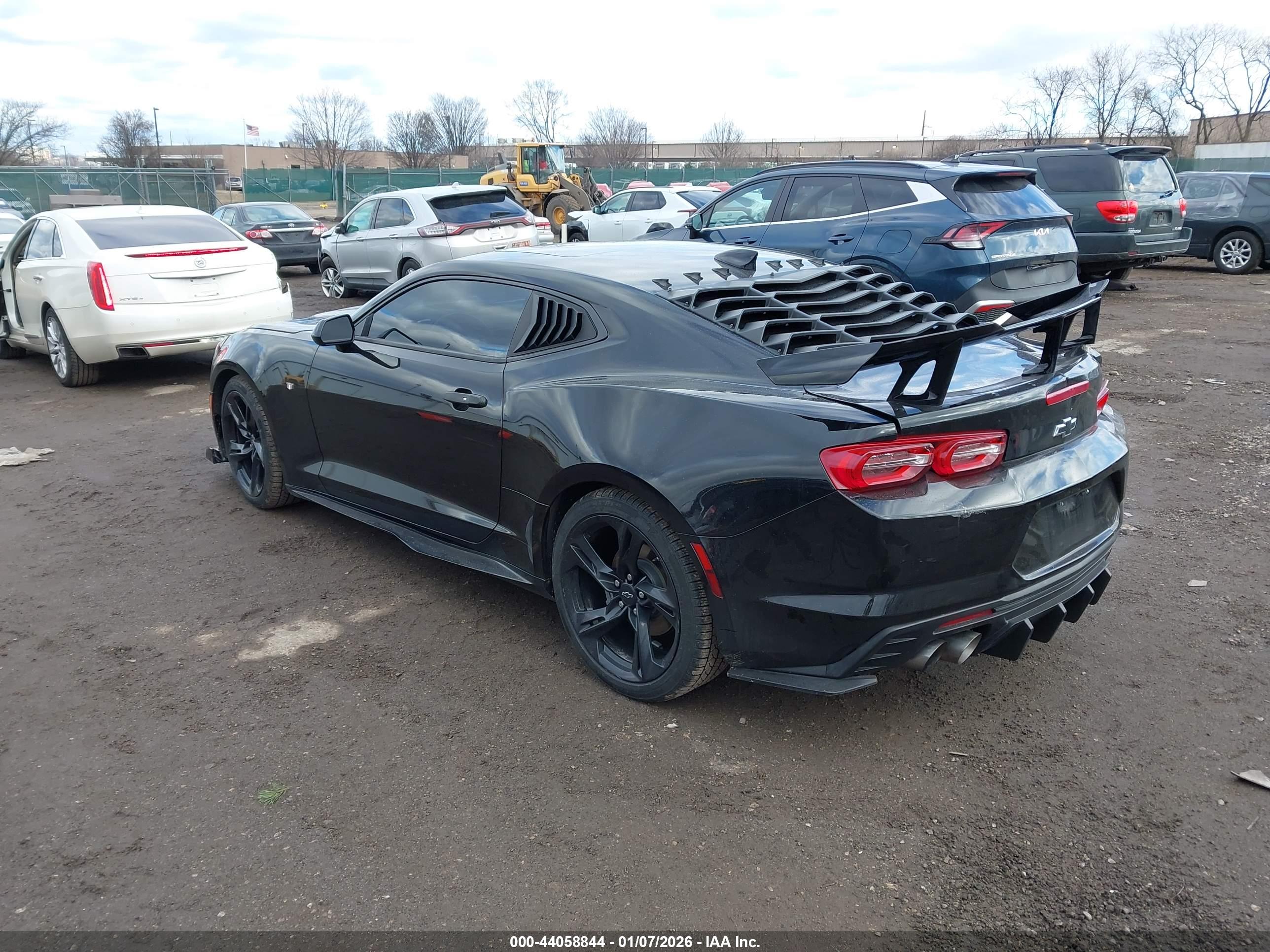 CHEVROLET CAMARO image 3