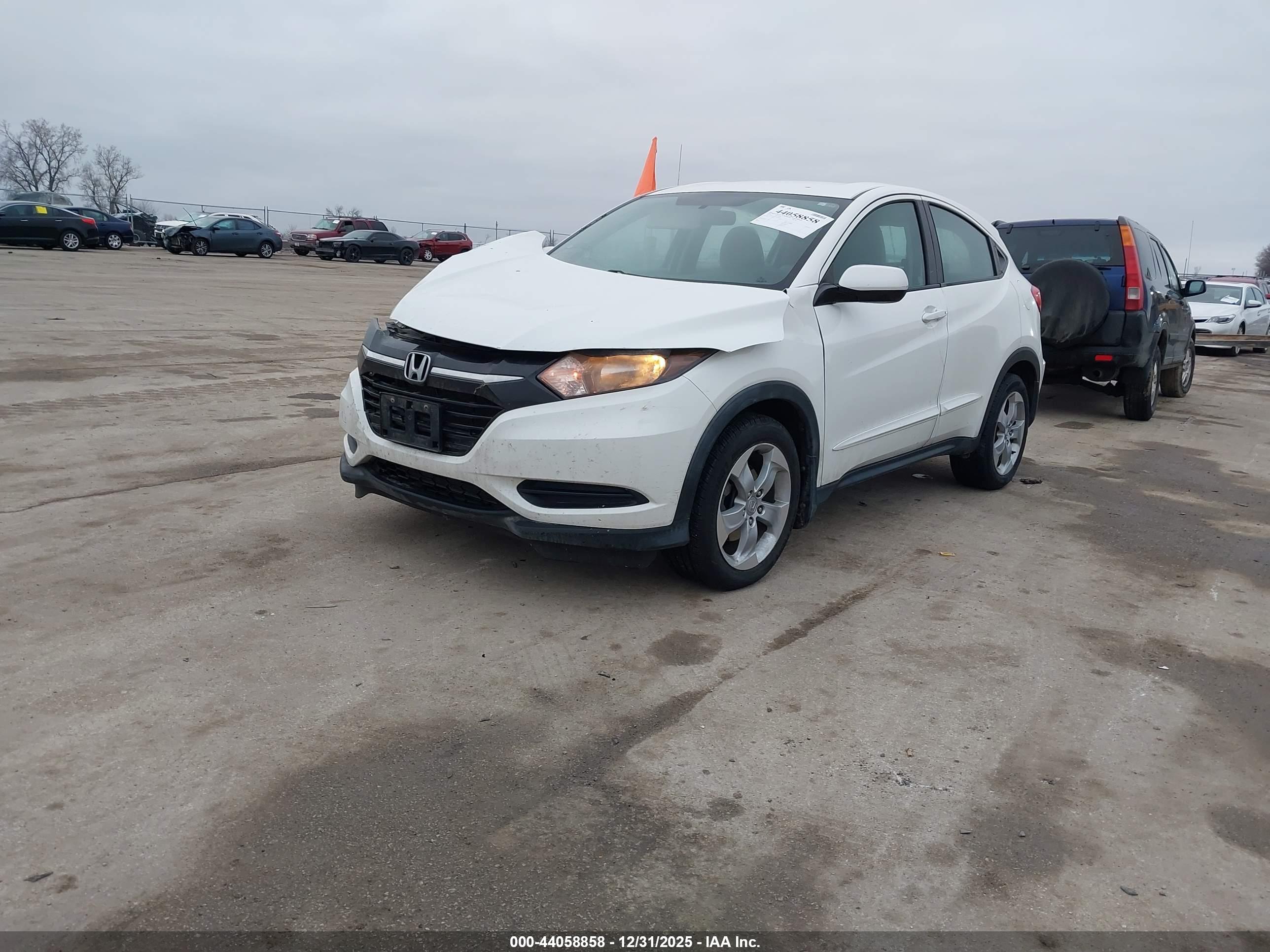 HONDA HR-V image 2