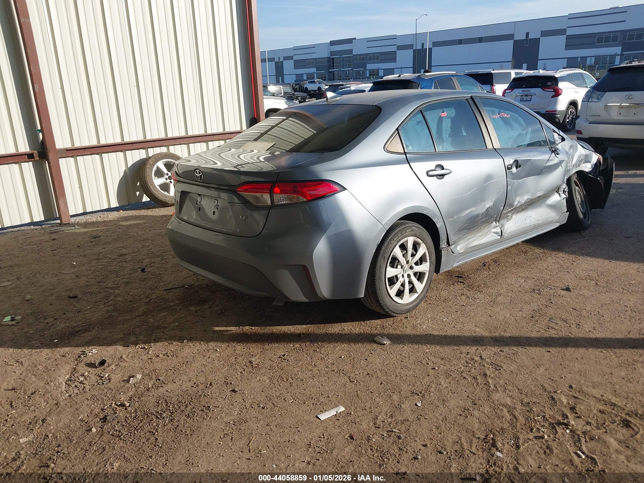 TOYOTA COROLLA image 4