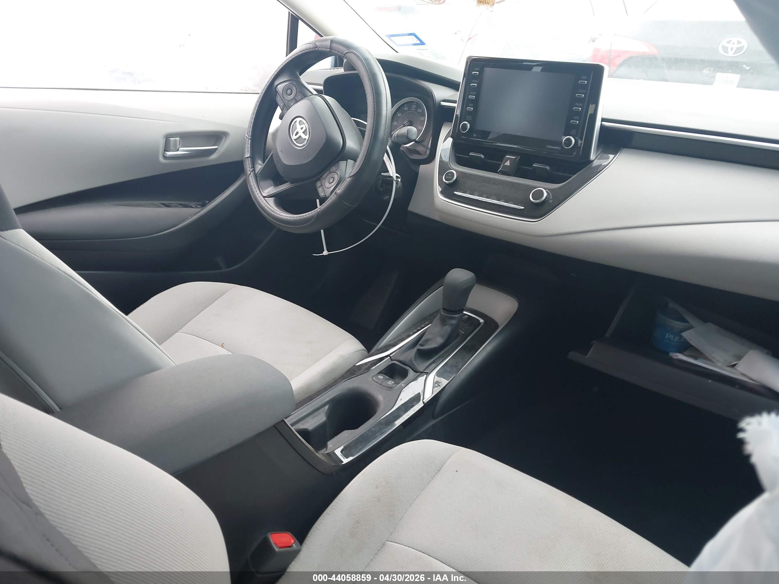 TOYOTA COROLLA image 5