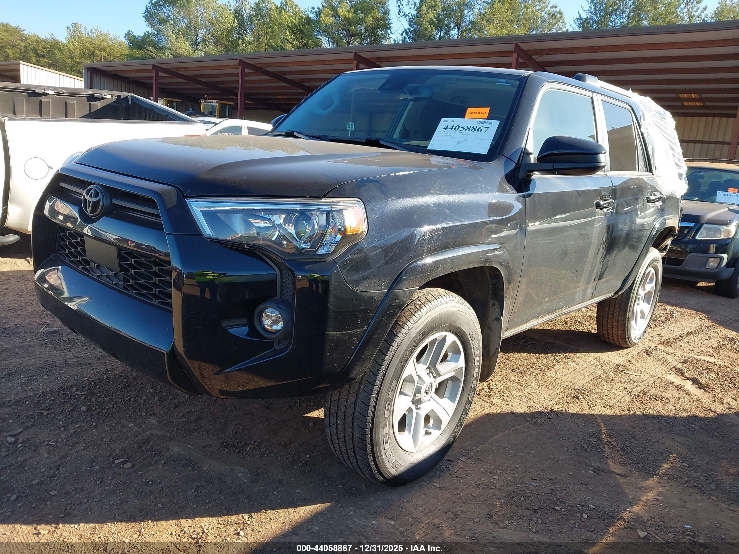 TOYOTA 4RUNNER image 2