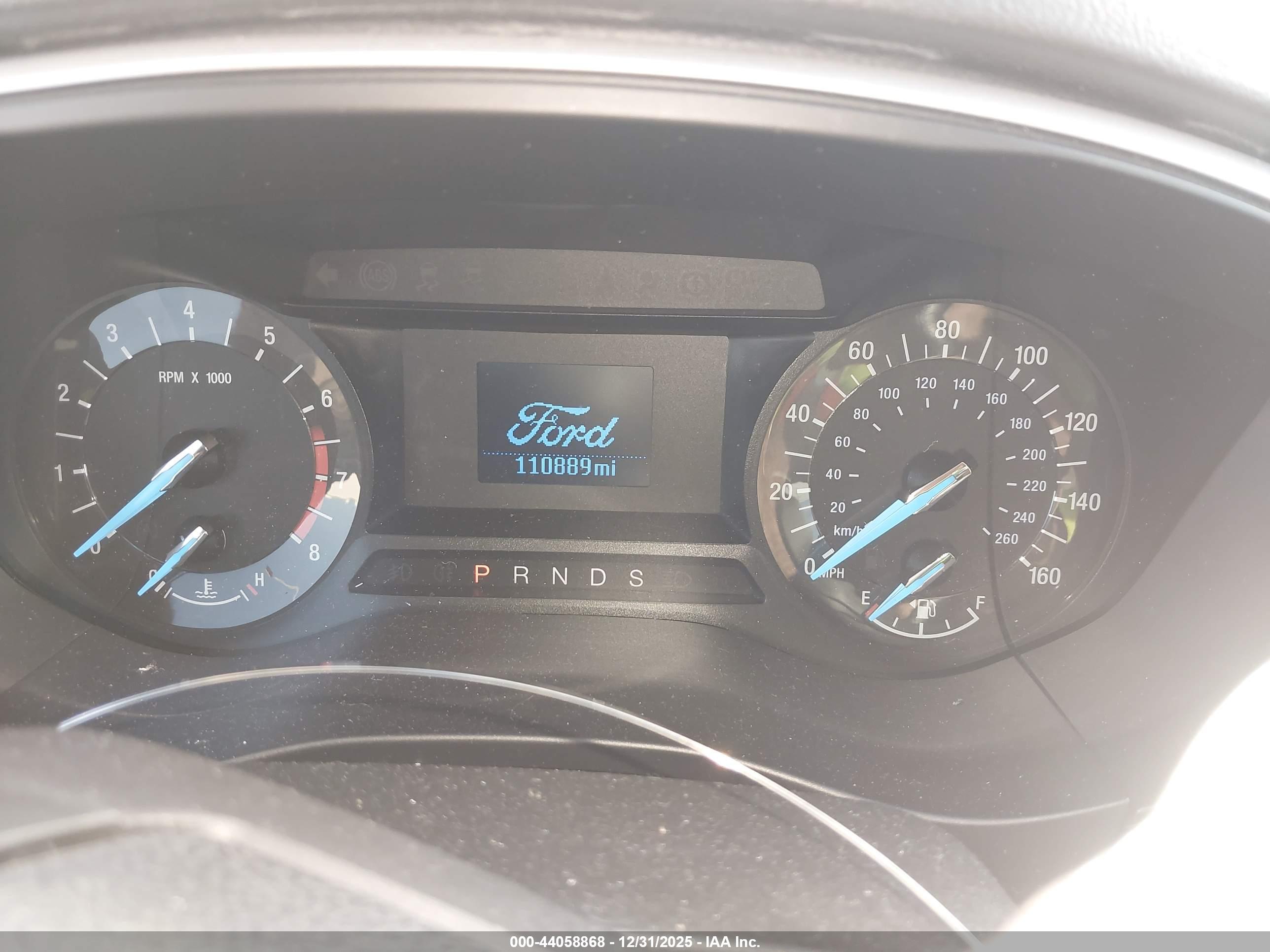 FORD FUSION image 7