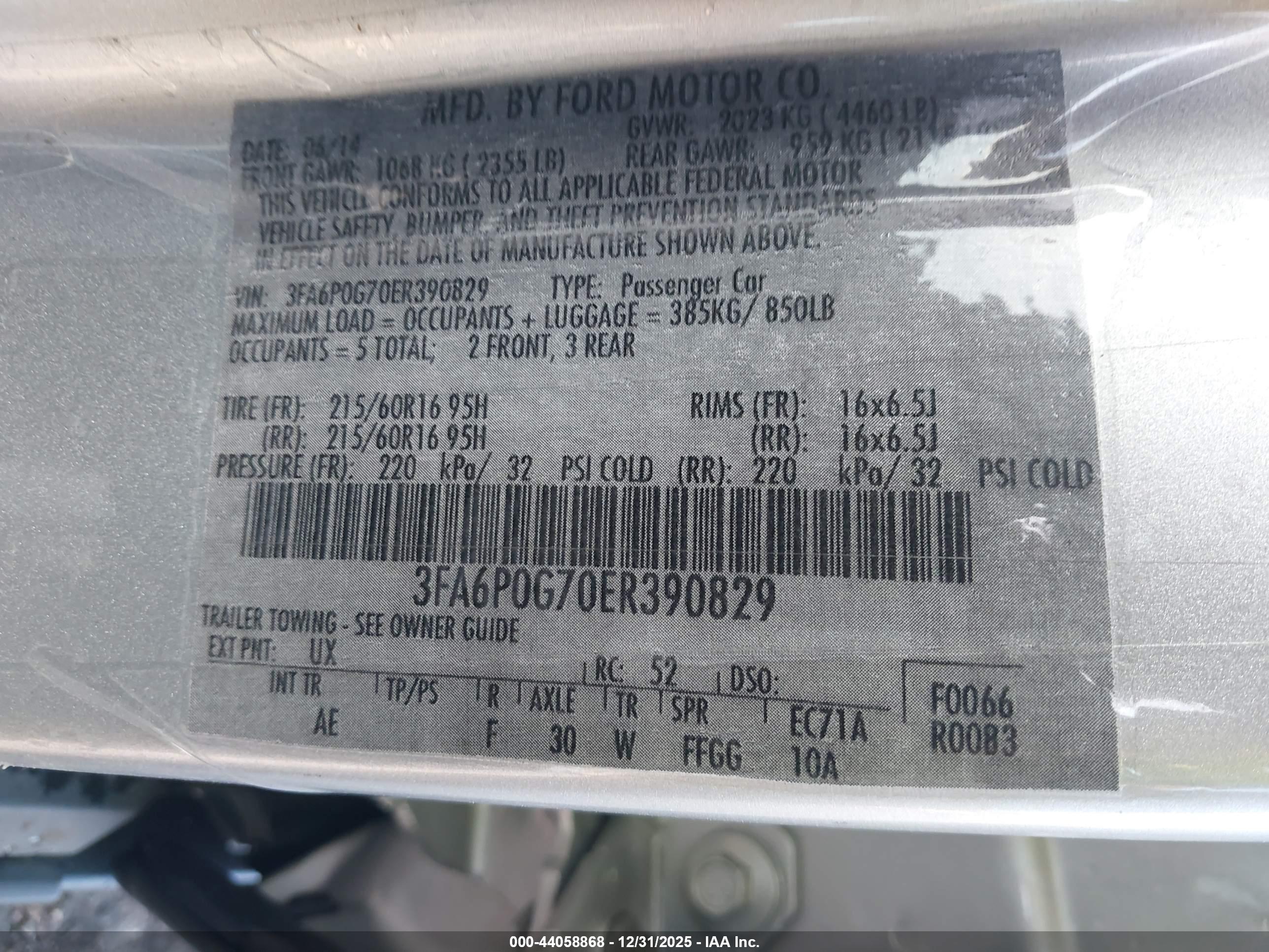 FORD FUSION image 9