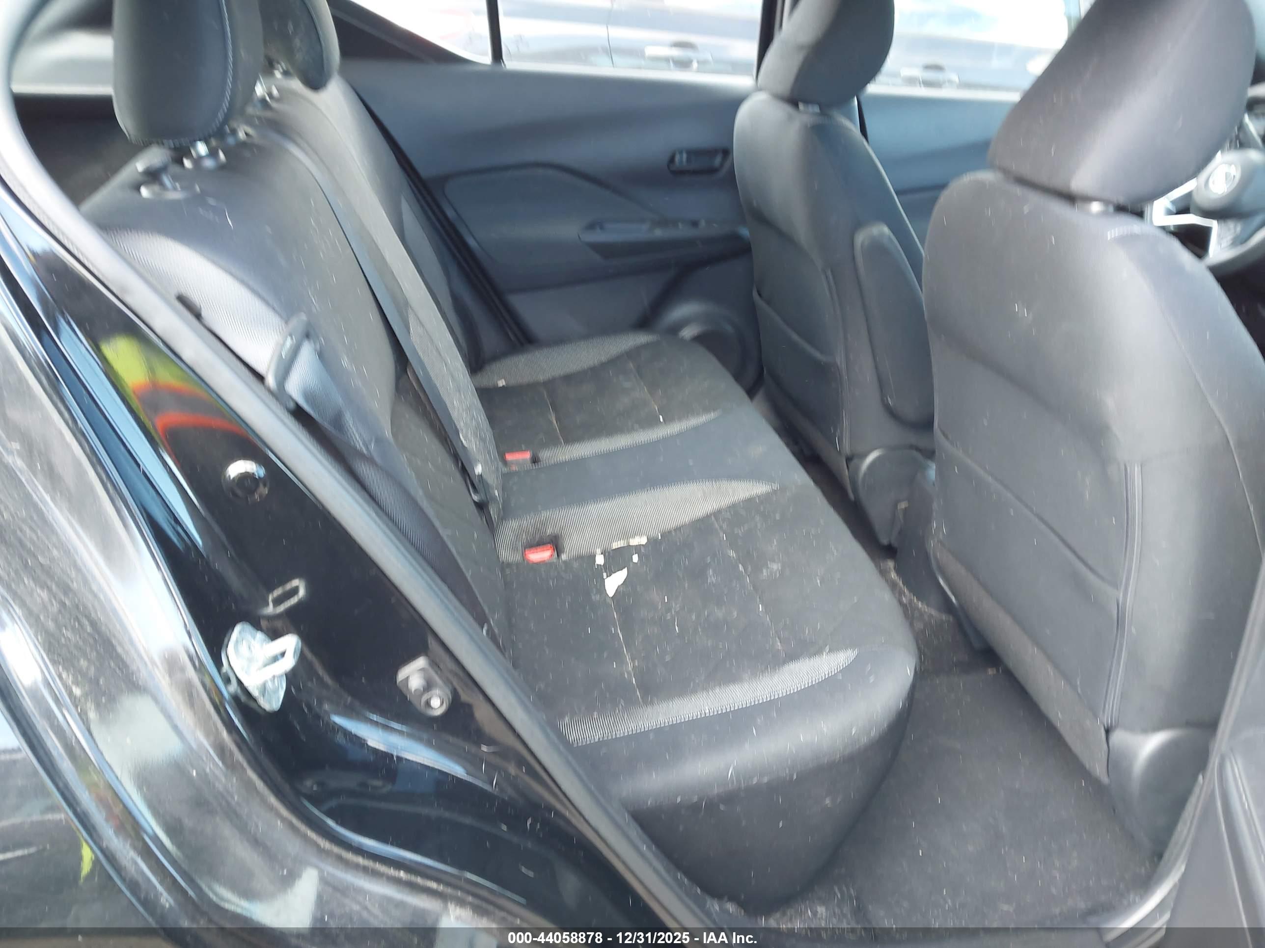 NISSAN KICKS image 8