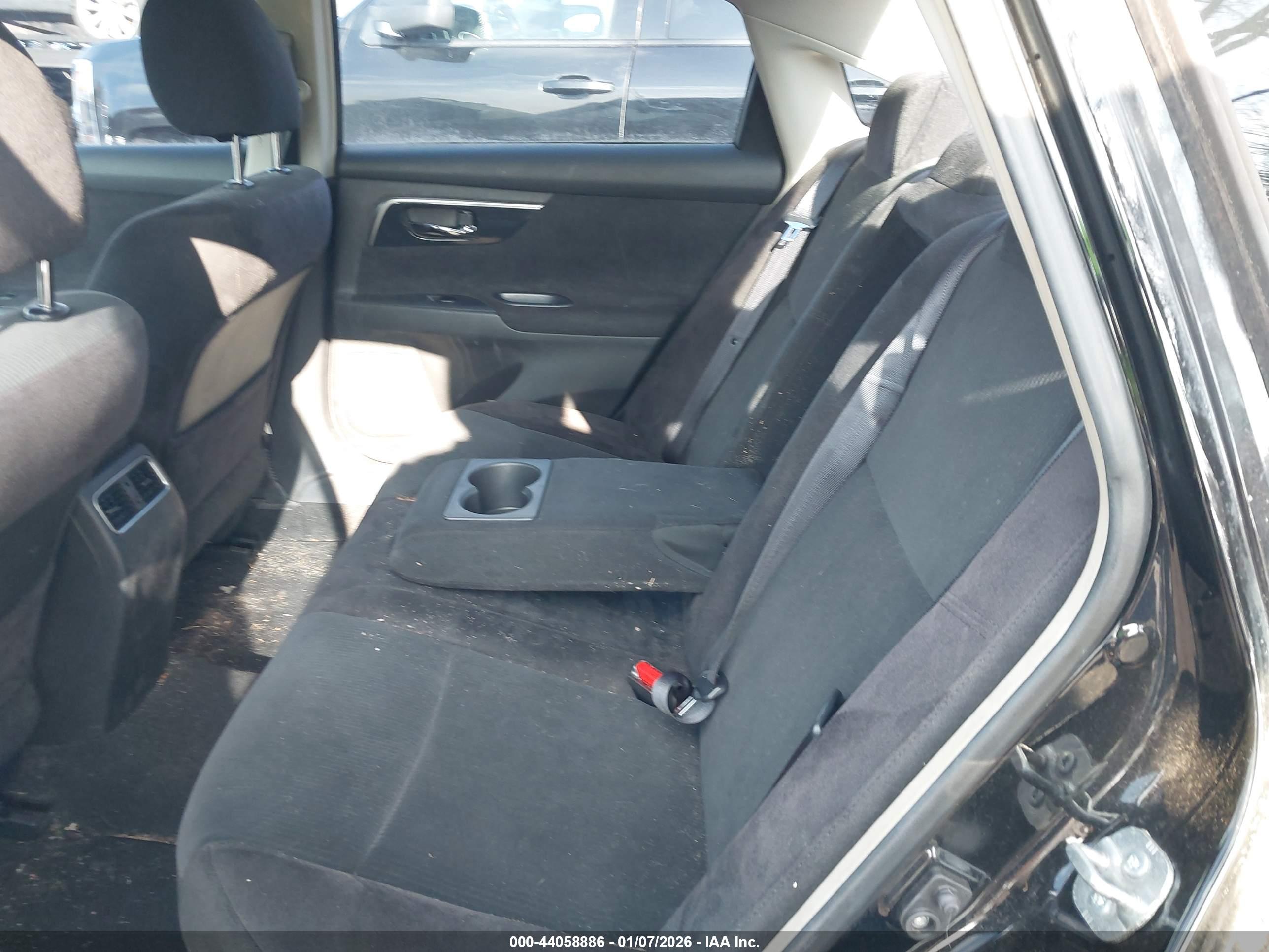 NISSAN ALTIMA image 8