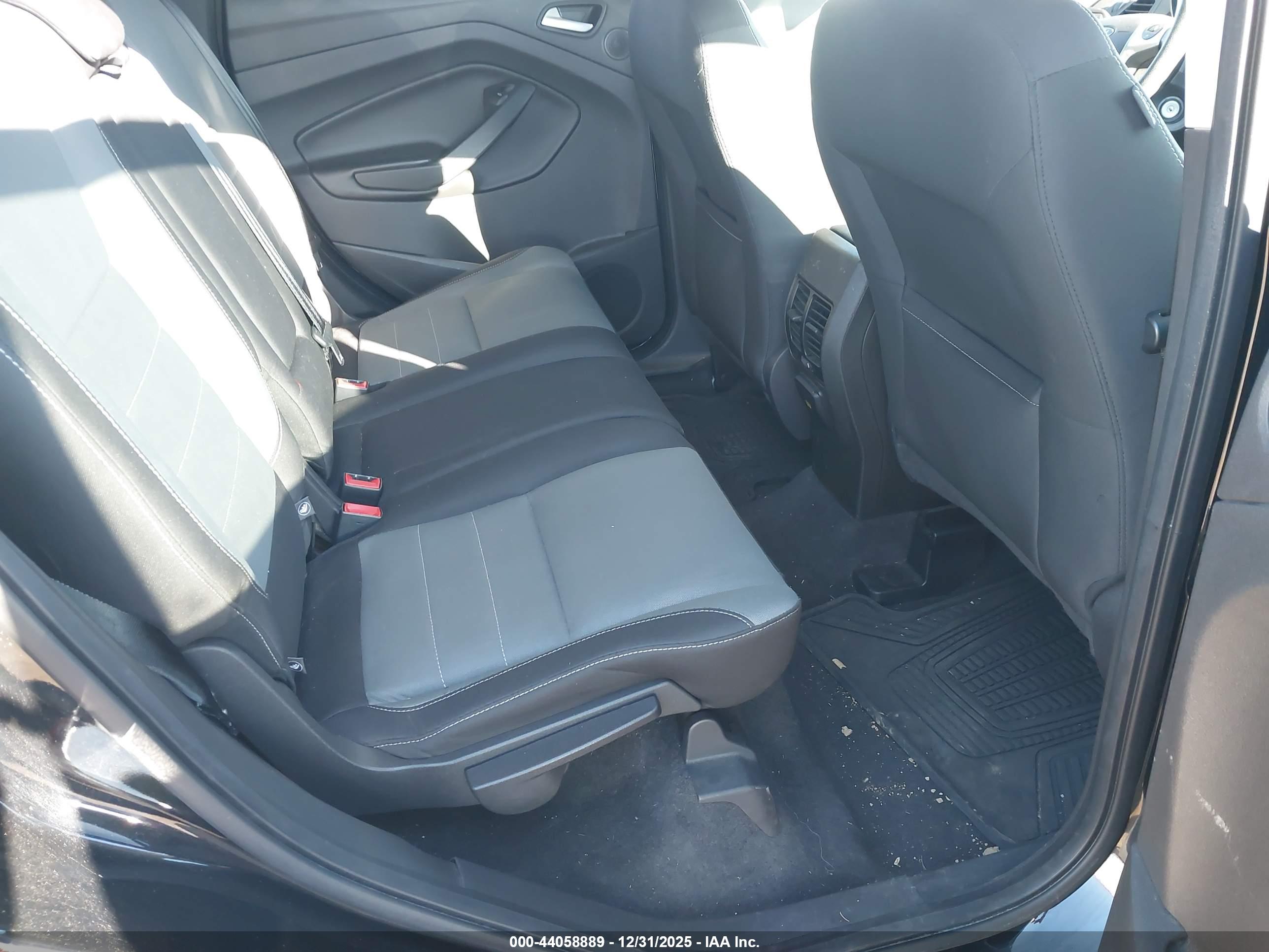 FORD ESCAPE image 8