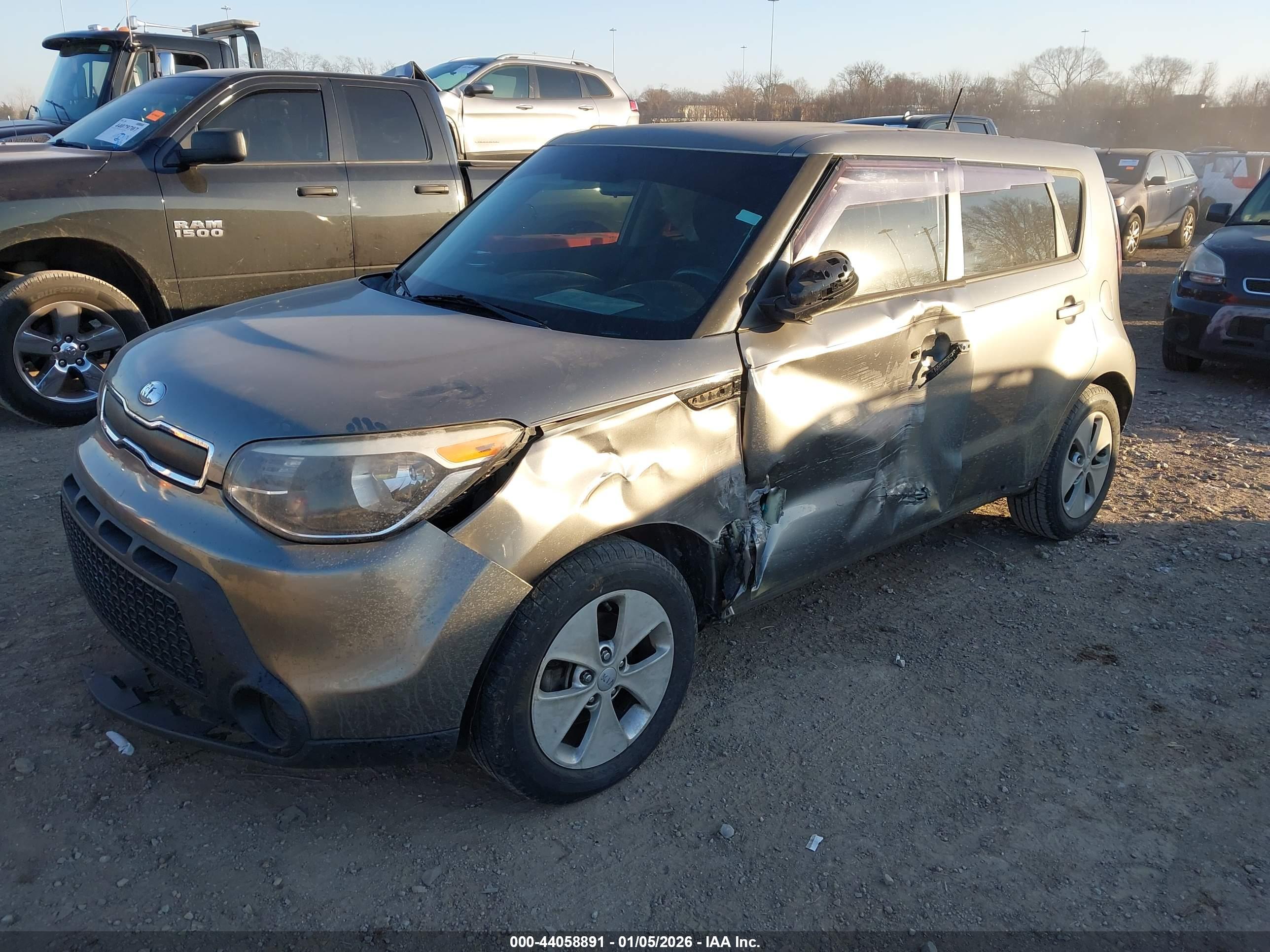 KIA SOUL image 2