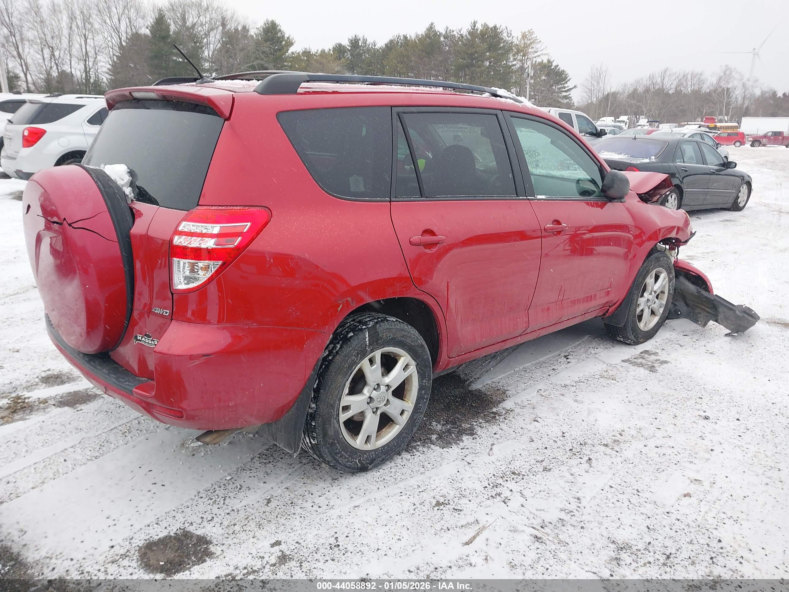 TOYOTA RAV4 image 4