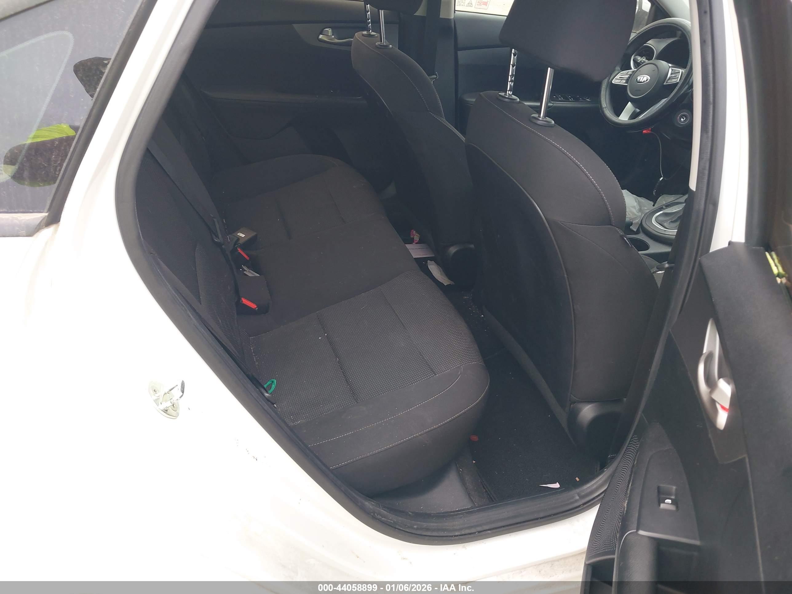 KIA FORTE image 8