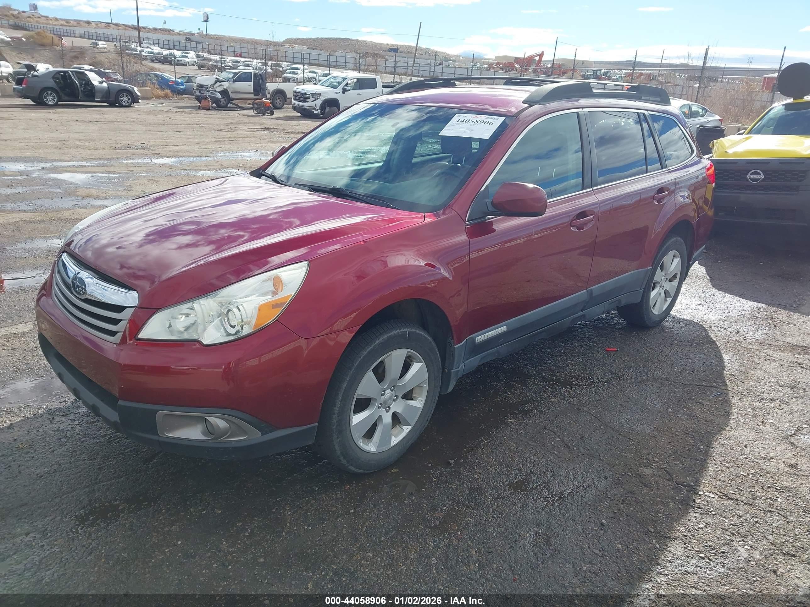 SUBARU OUTBACK image 2