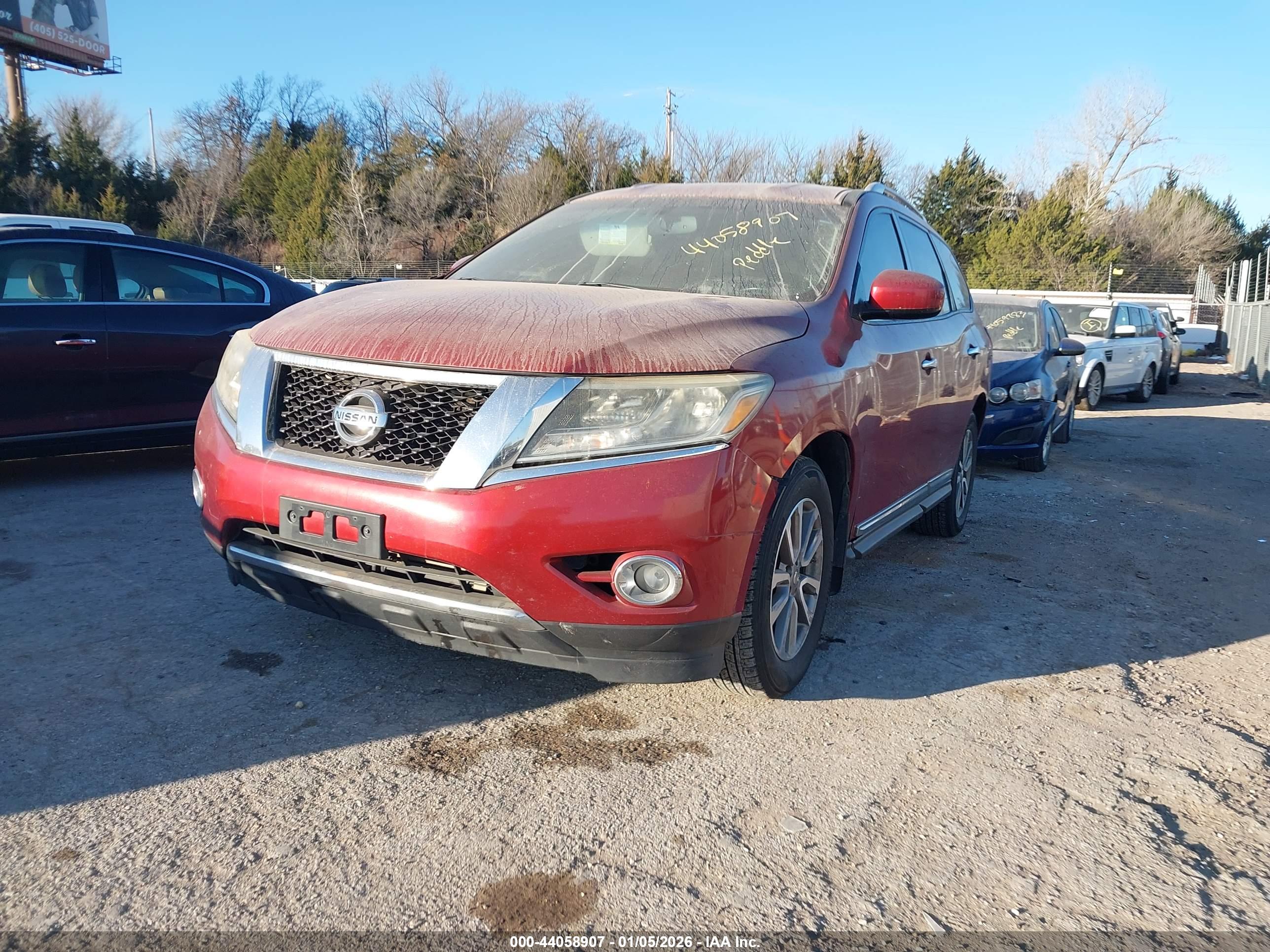 NISSAN PATHFINDER image 2