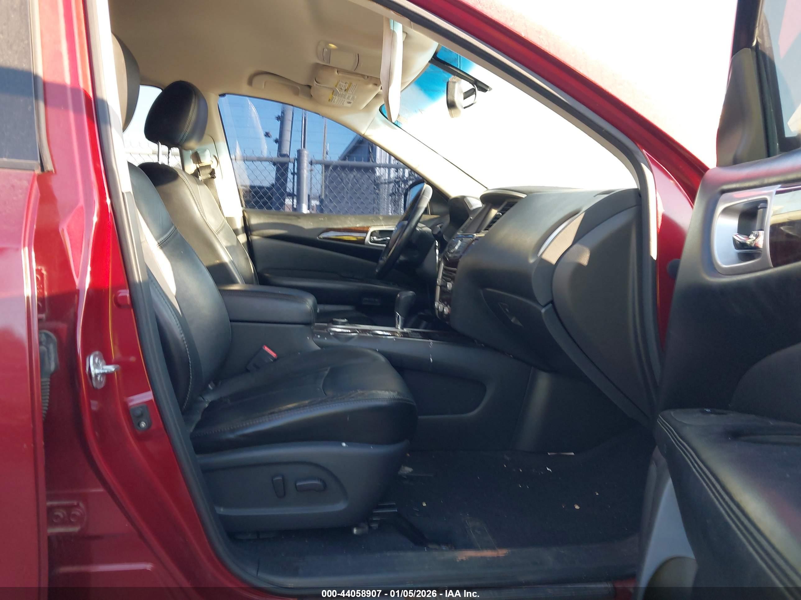 NISSAN PATHFINDER image 5