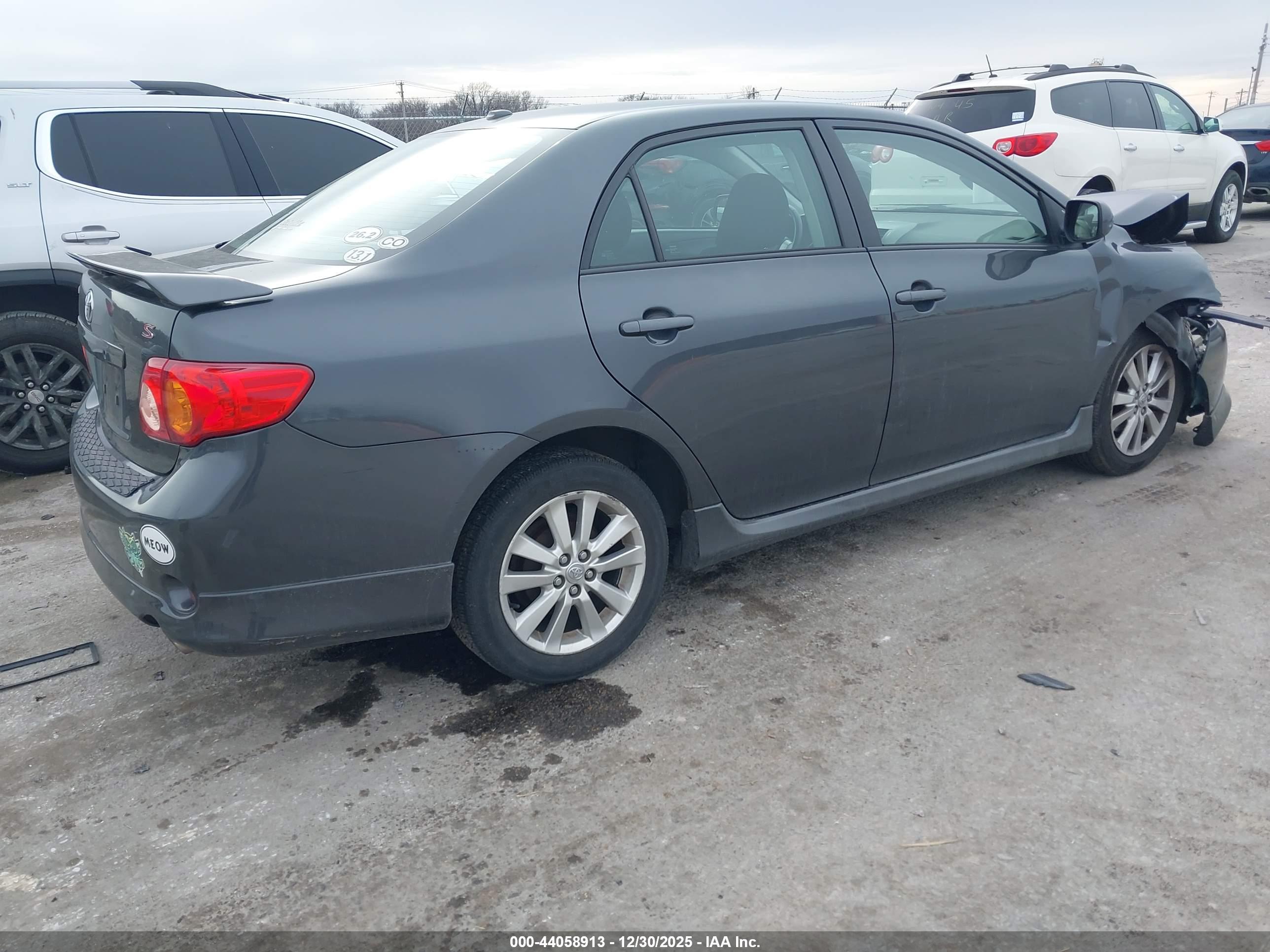 TOYOTA COROLLA image 4