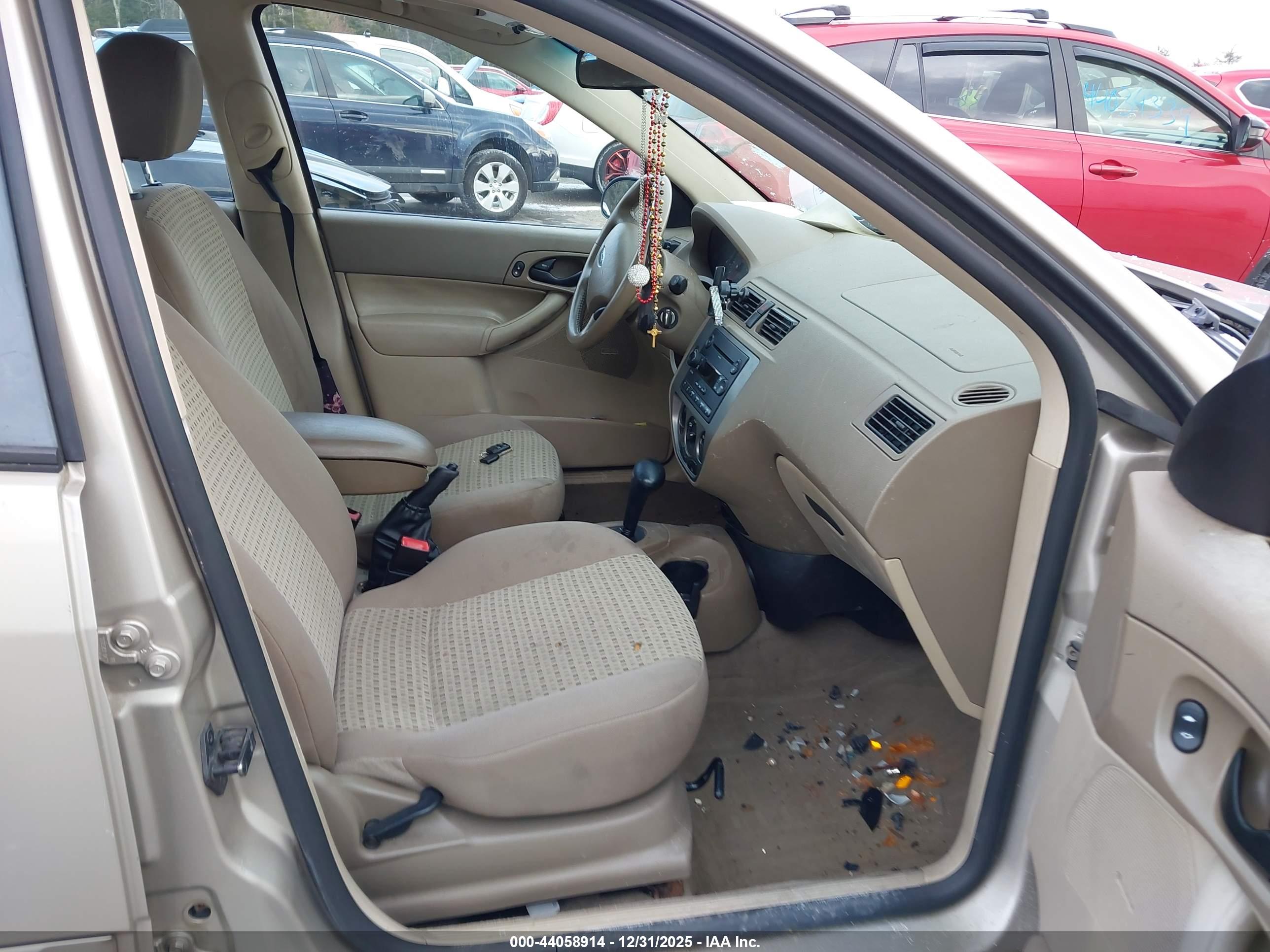 FORD FOCUS image 5