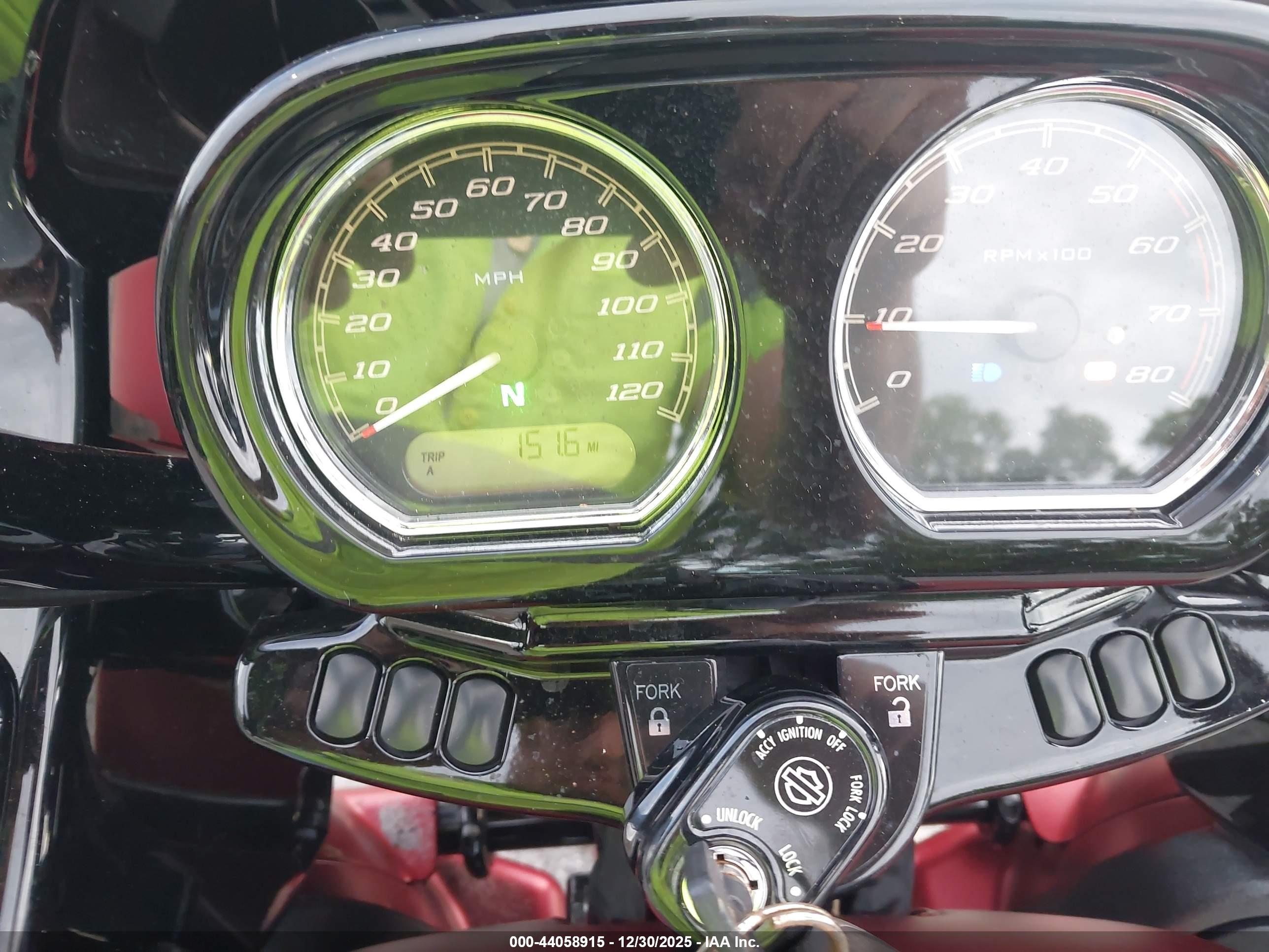 HARLEY-DAVIDSON FLTRXS image 7