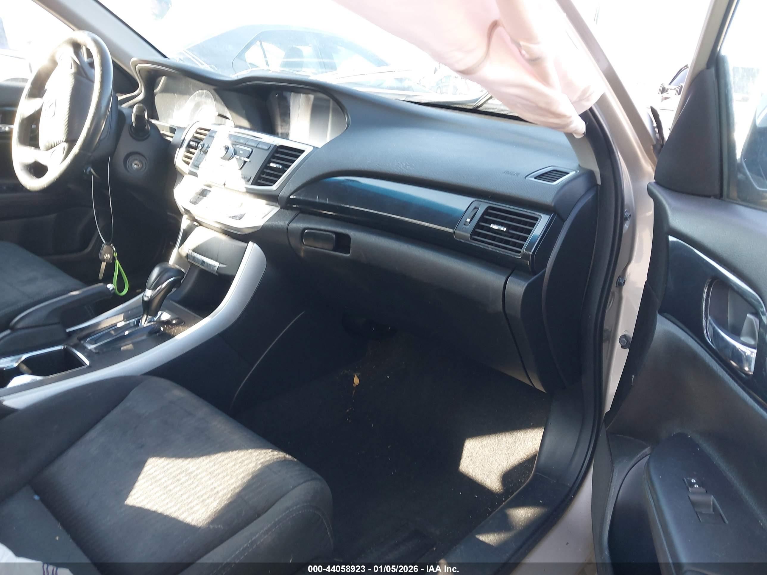 HONDA ACCORD image 5