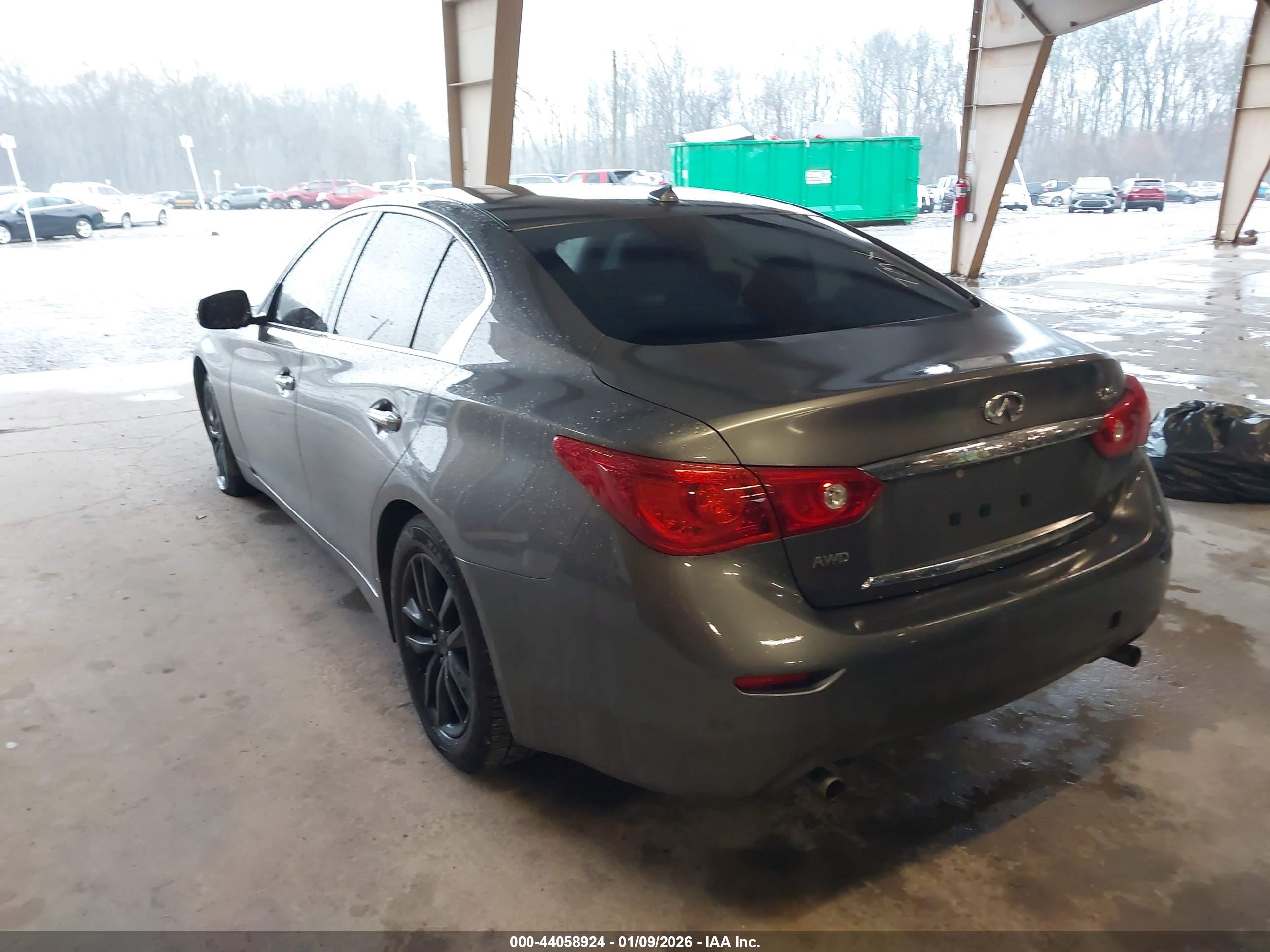 INFINITI Q50 image 3