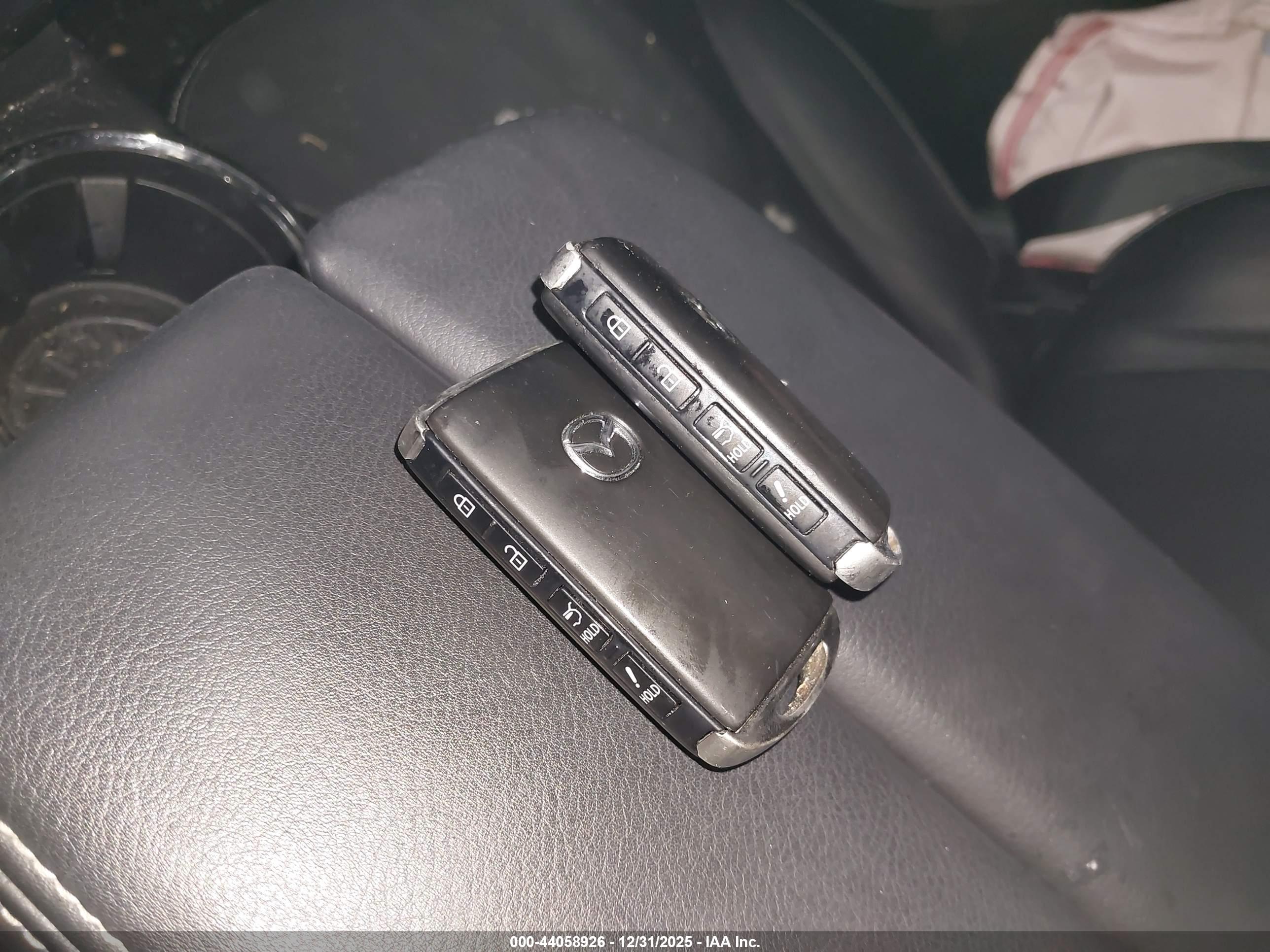 MAZDA CX-9 image 11