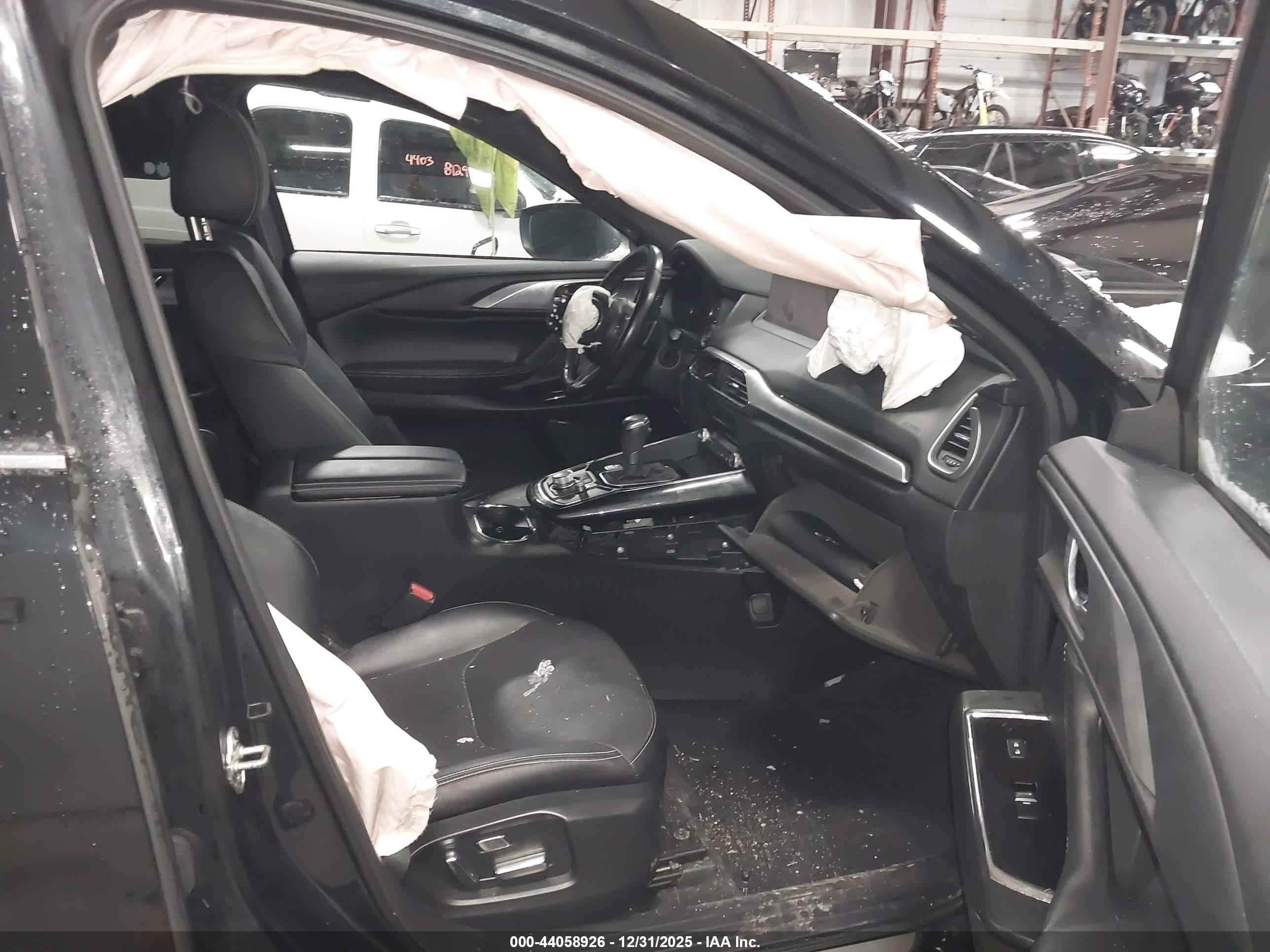 MAZDA CX-9 image 5