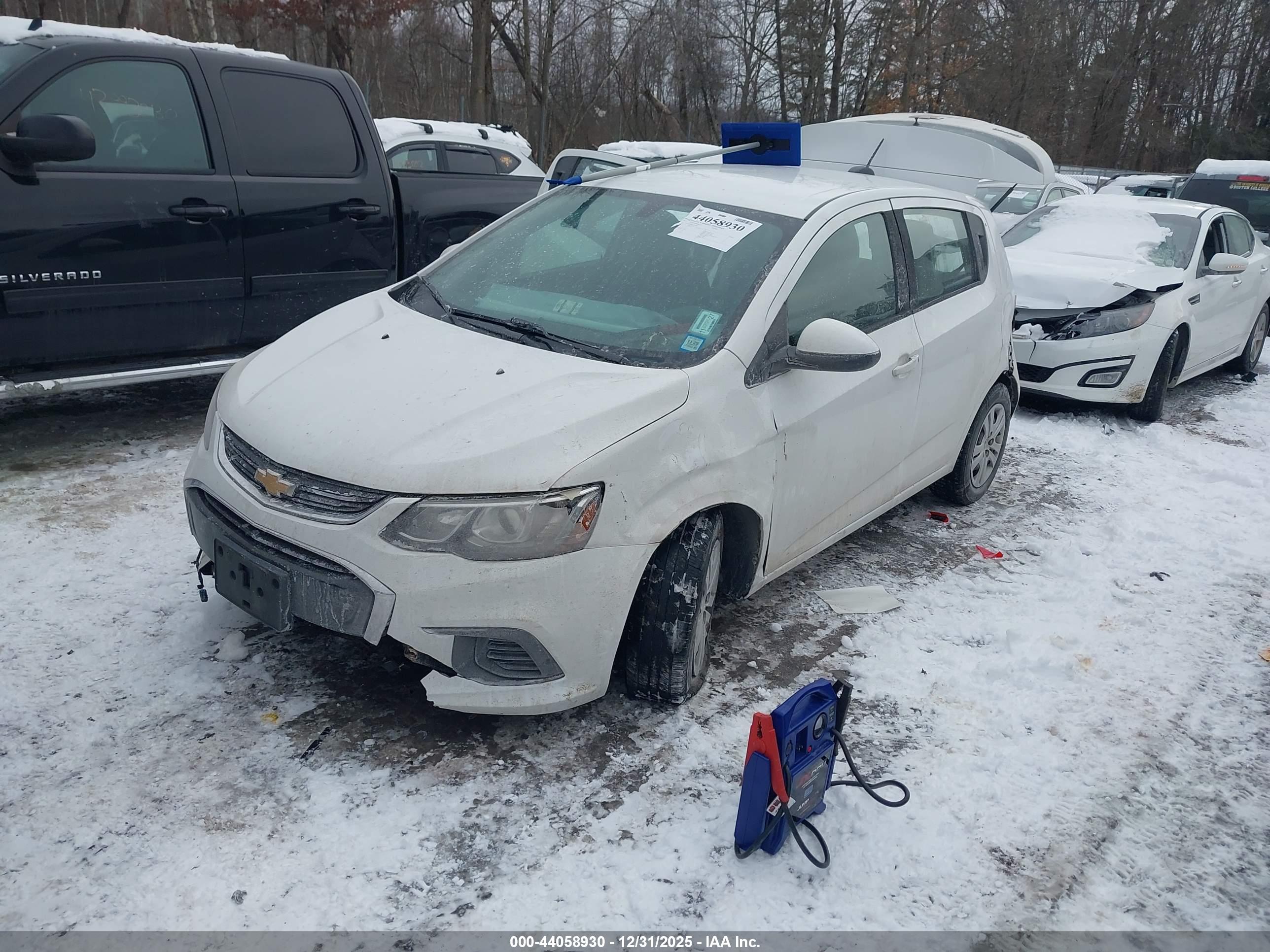 CHEVROLET SONIC image 2