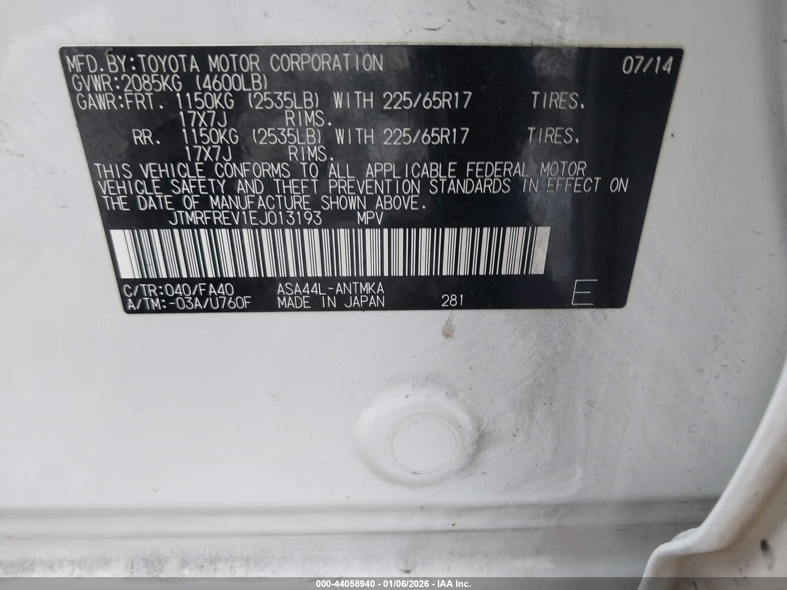 TOYOTA RAV4 image 9