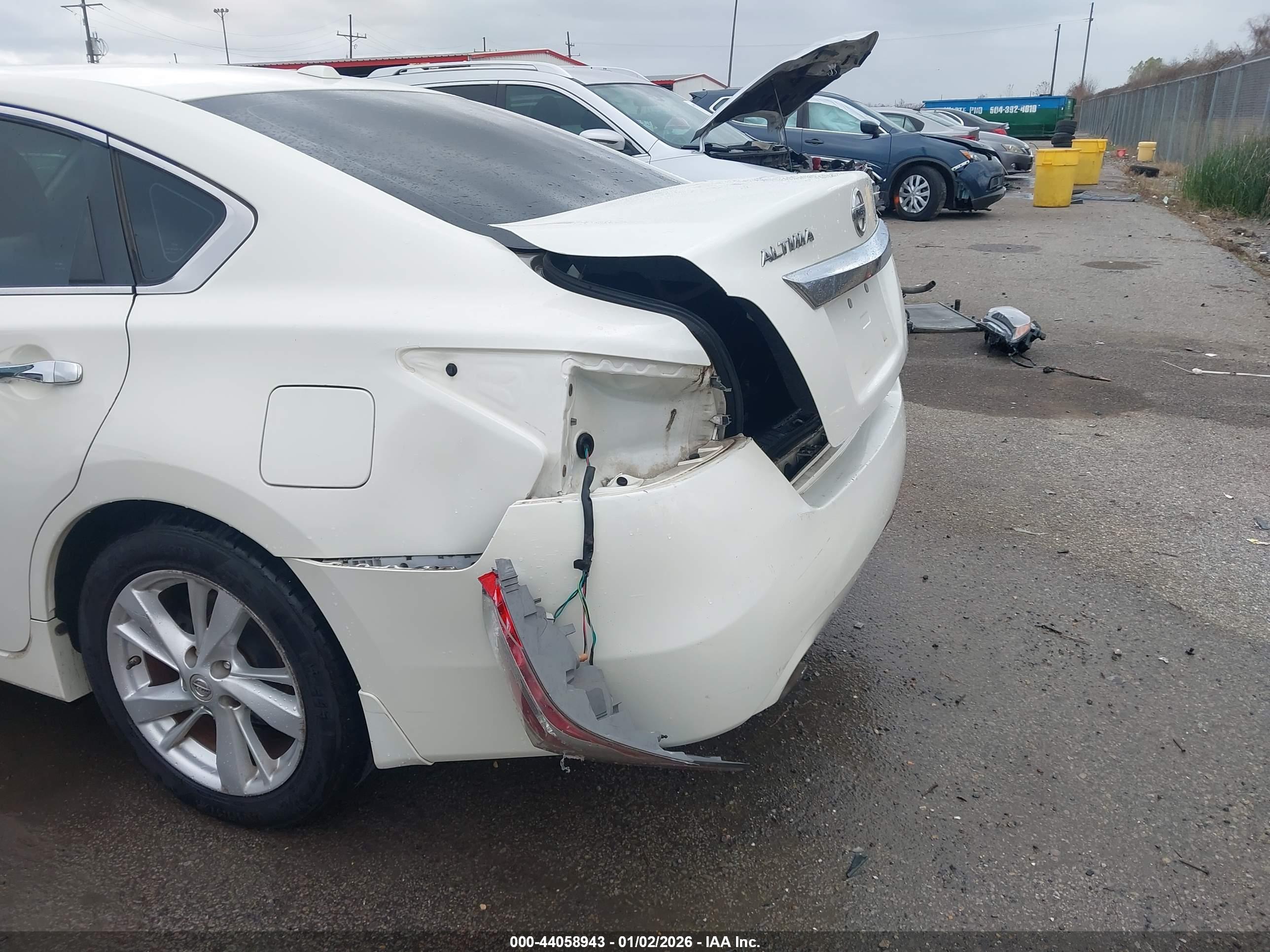 NISSAN ALTIMA image 6