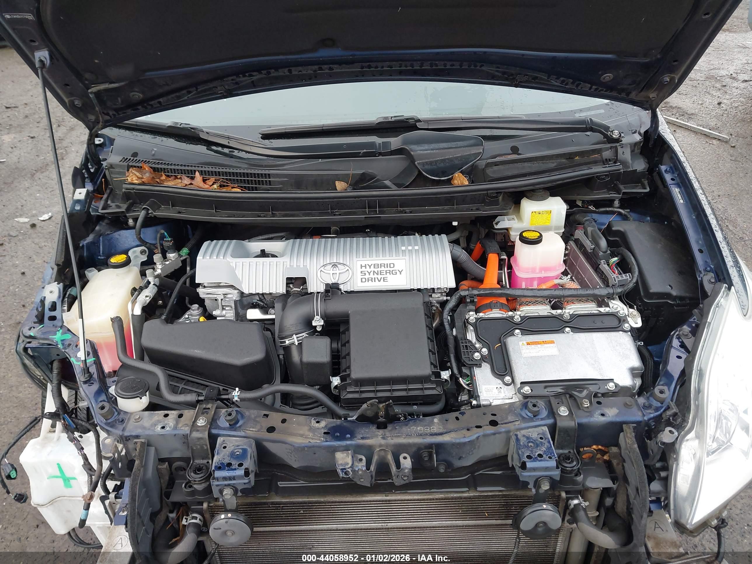TOYOTA PRIUS image 10