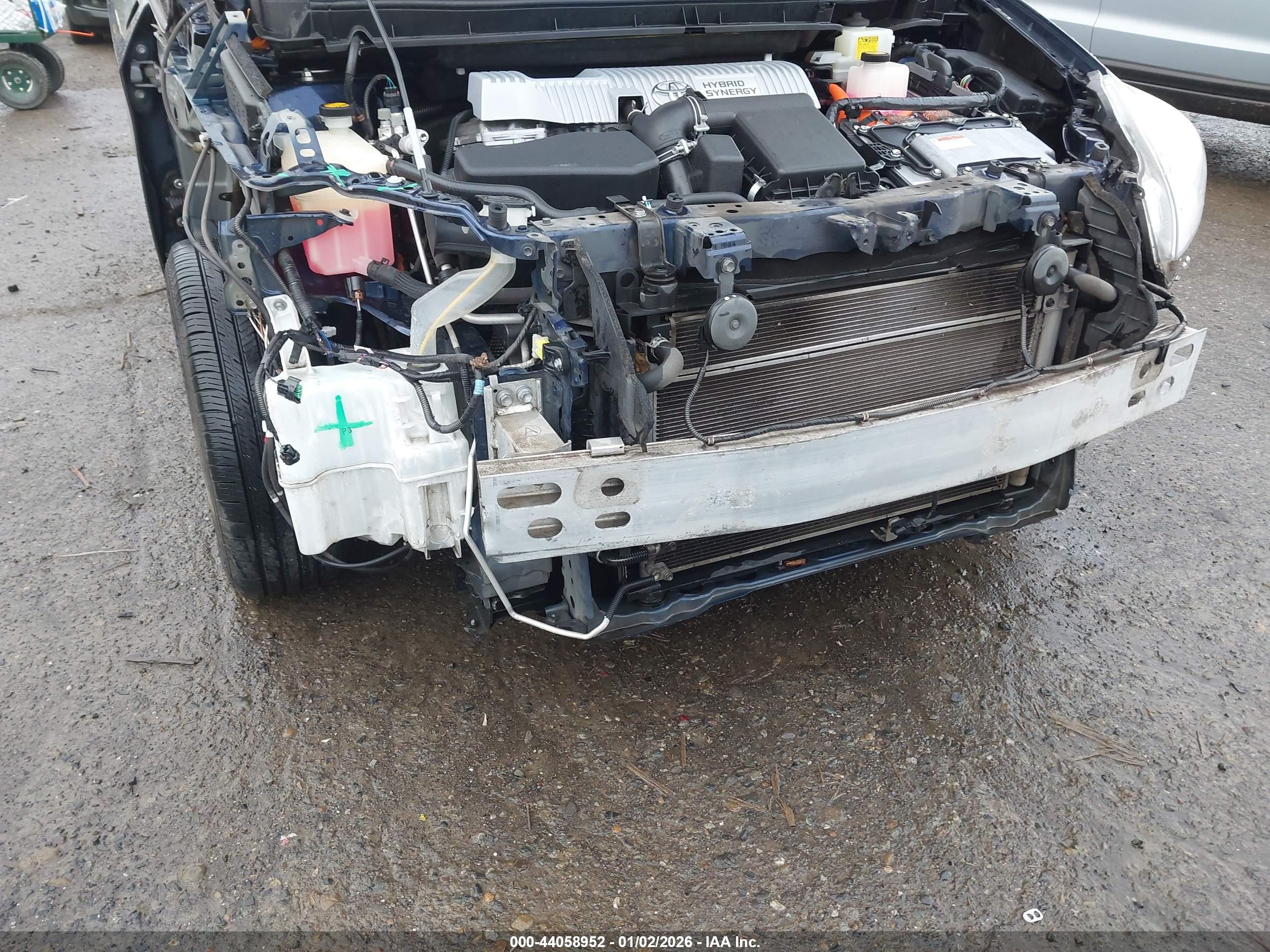 TOYOTA PRIUS image 6