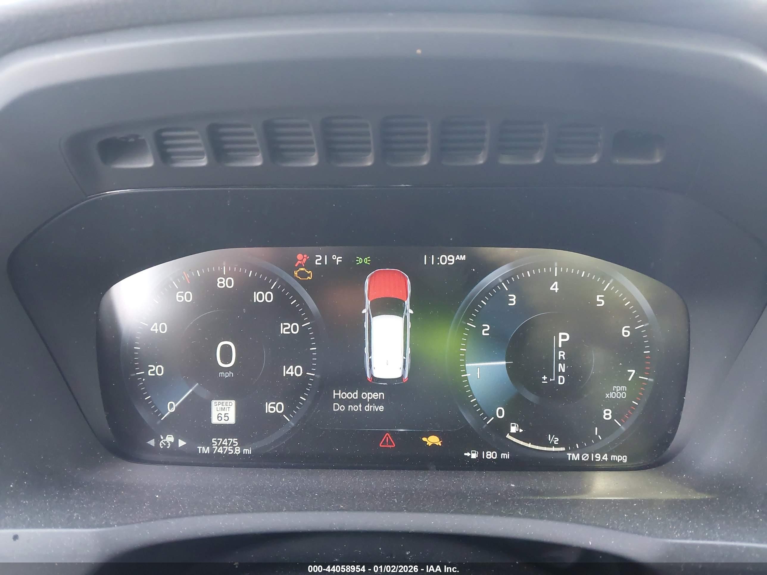 VOLVO XC90 image 7