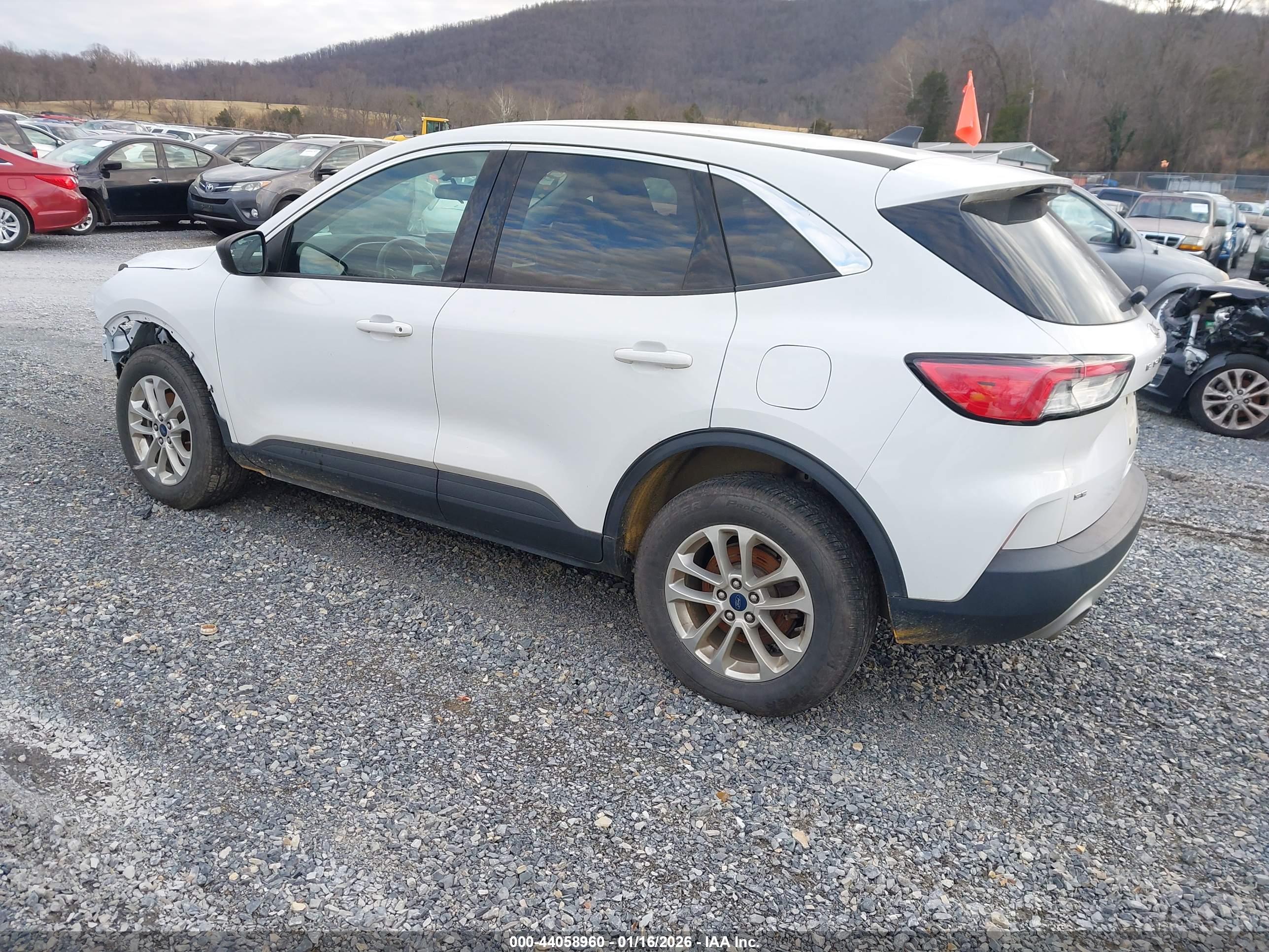 FORD ESCAPE image 3