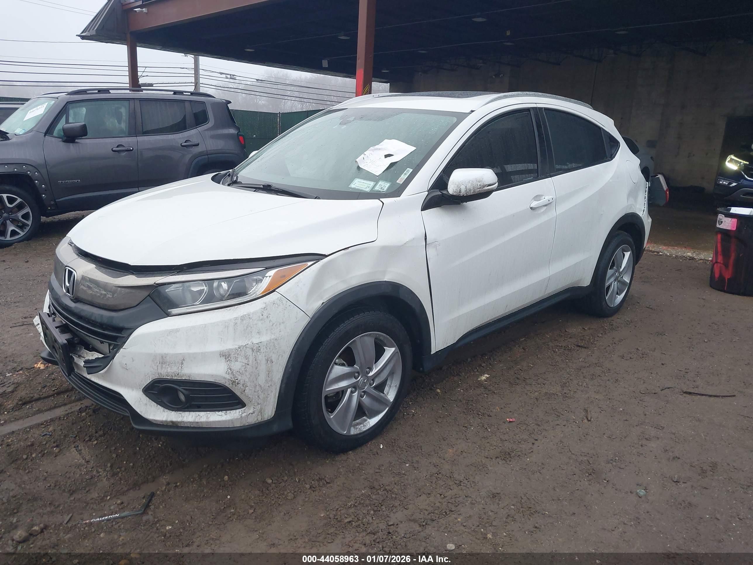 HONDA HR-V image 2