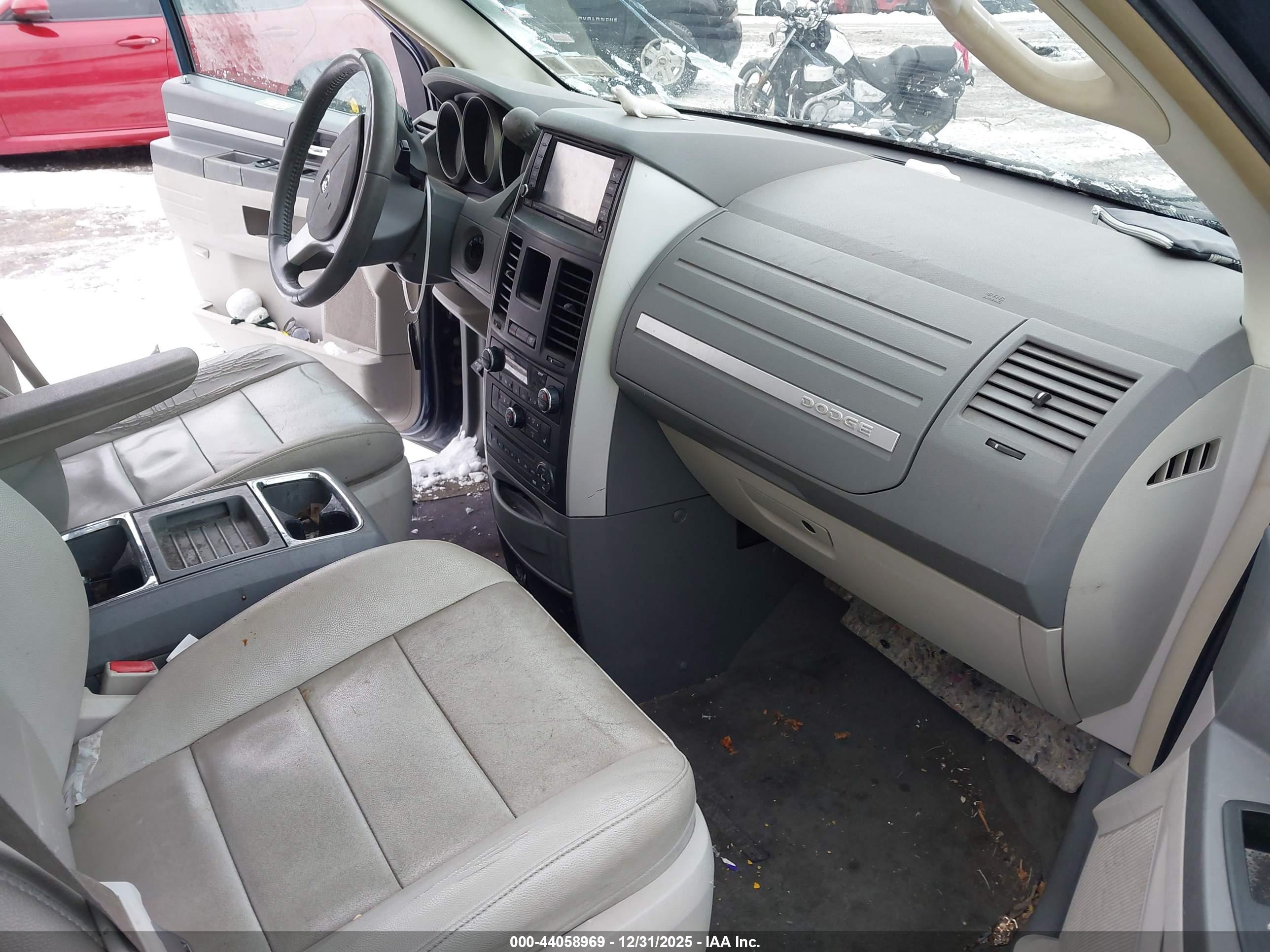 DODGE GRAND image 5