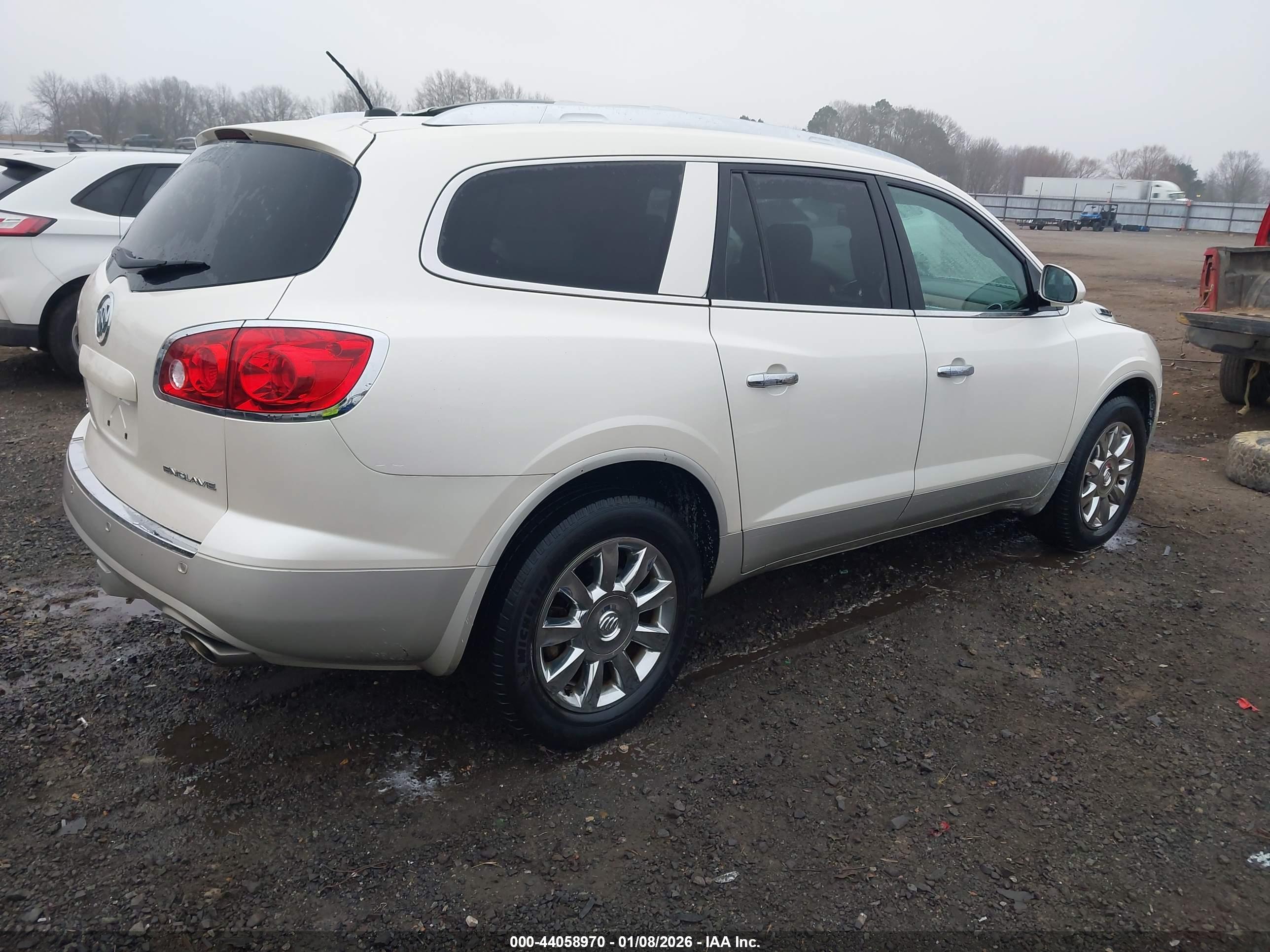 BUICK ENCLAVE image 4
