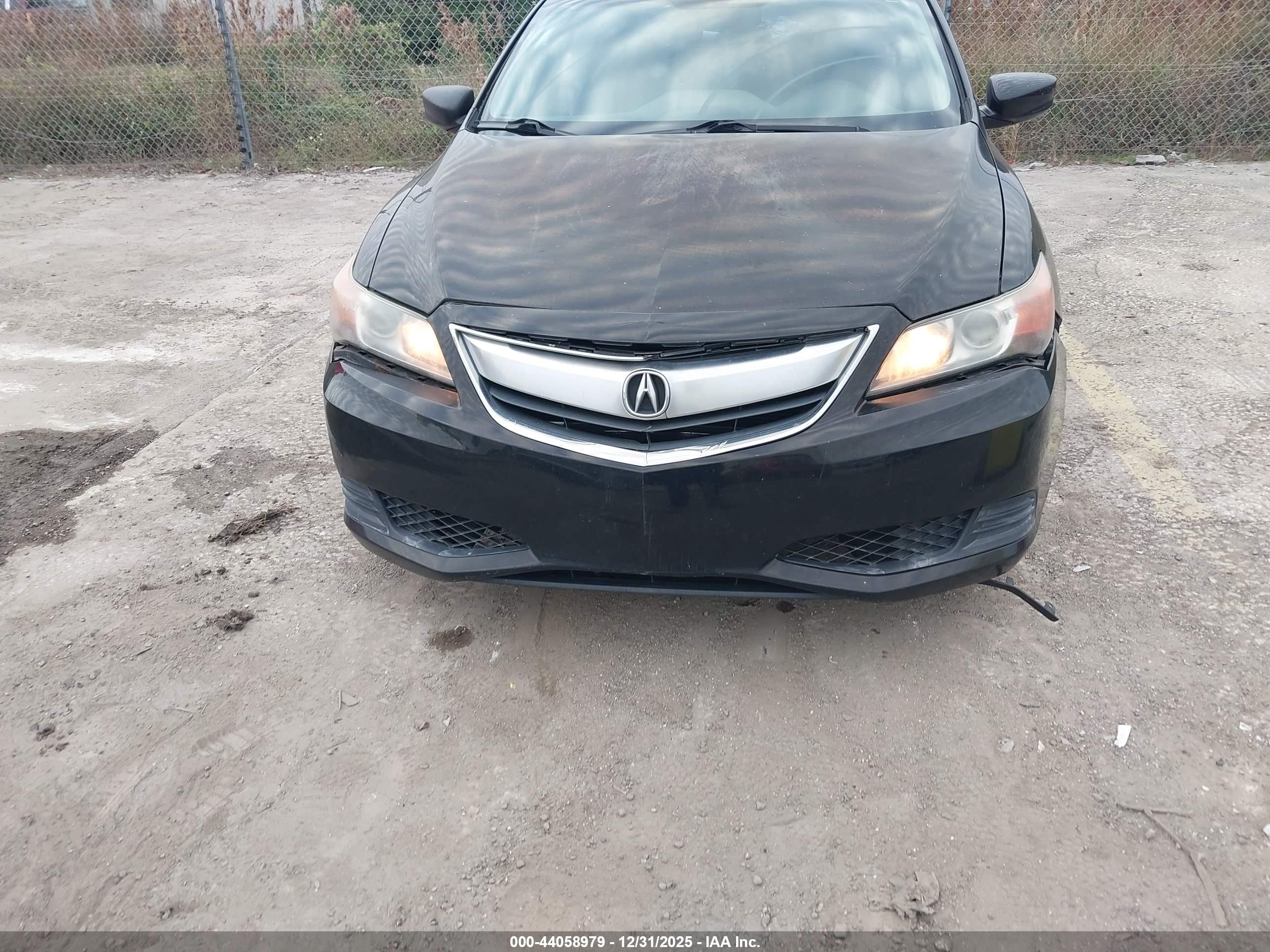 ACURA ILX image 6