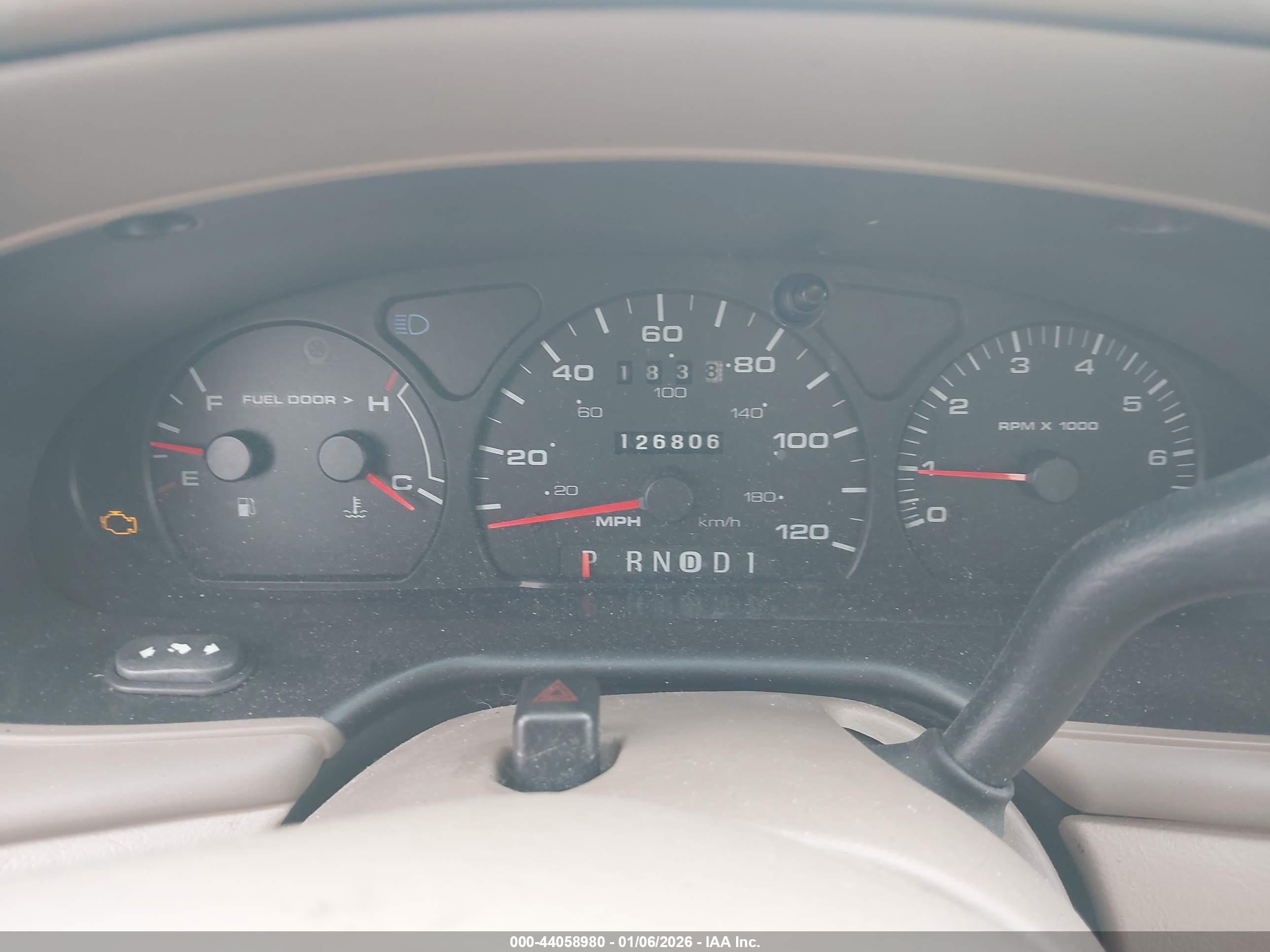 FORD TAURUS image 7