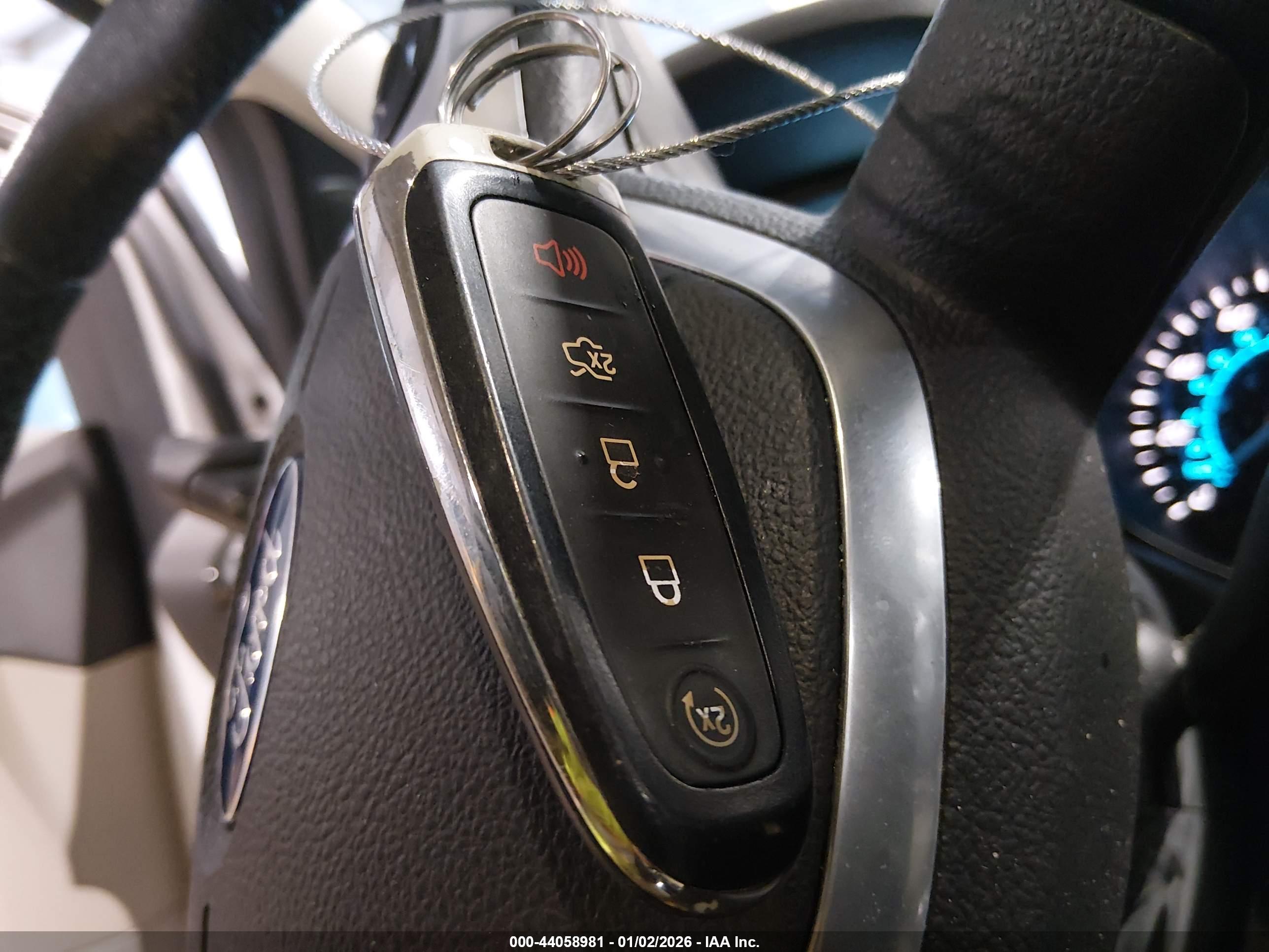 FORD ESCAPE image 11