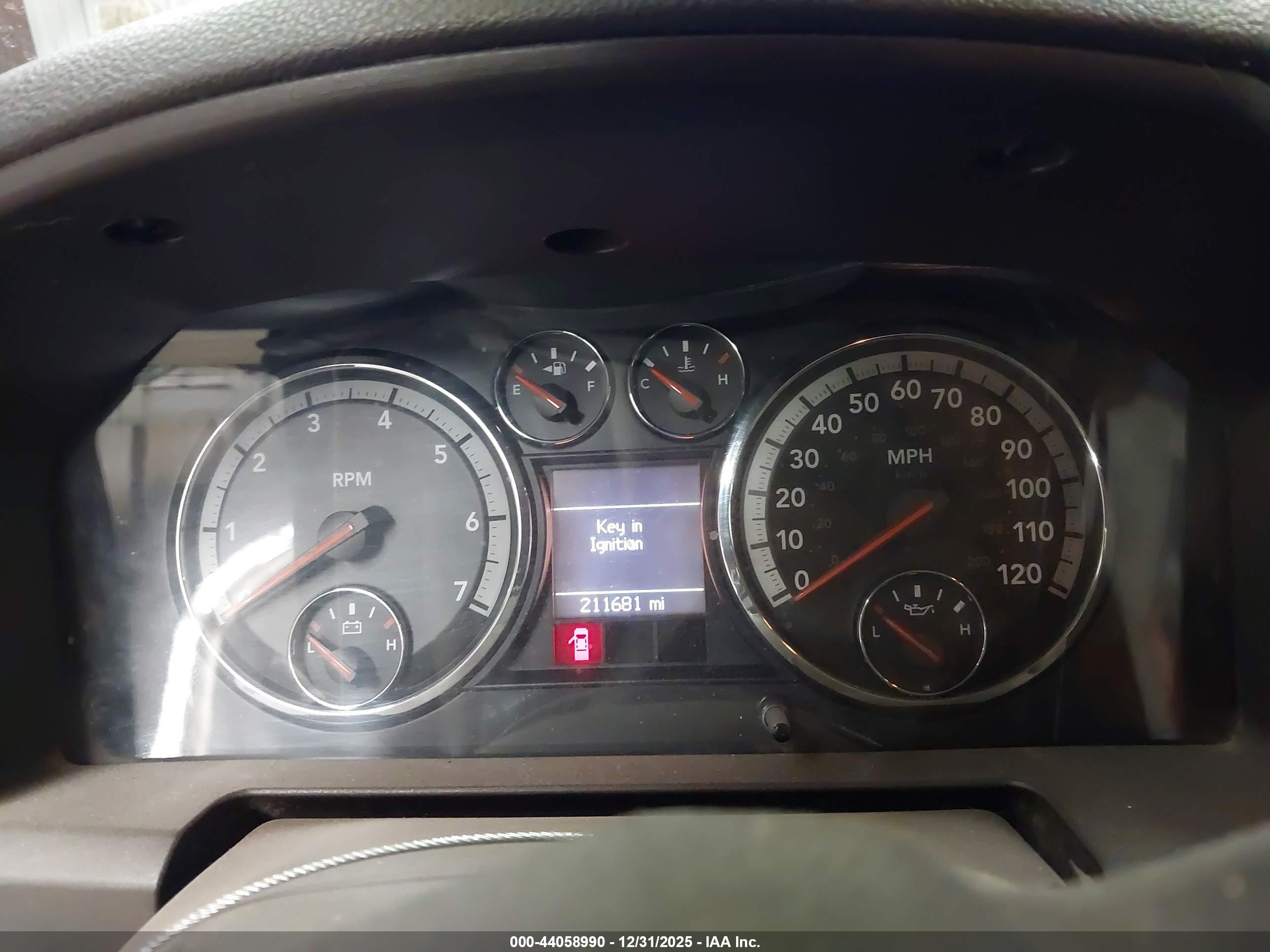 DODGE RAM image 7