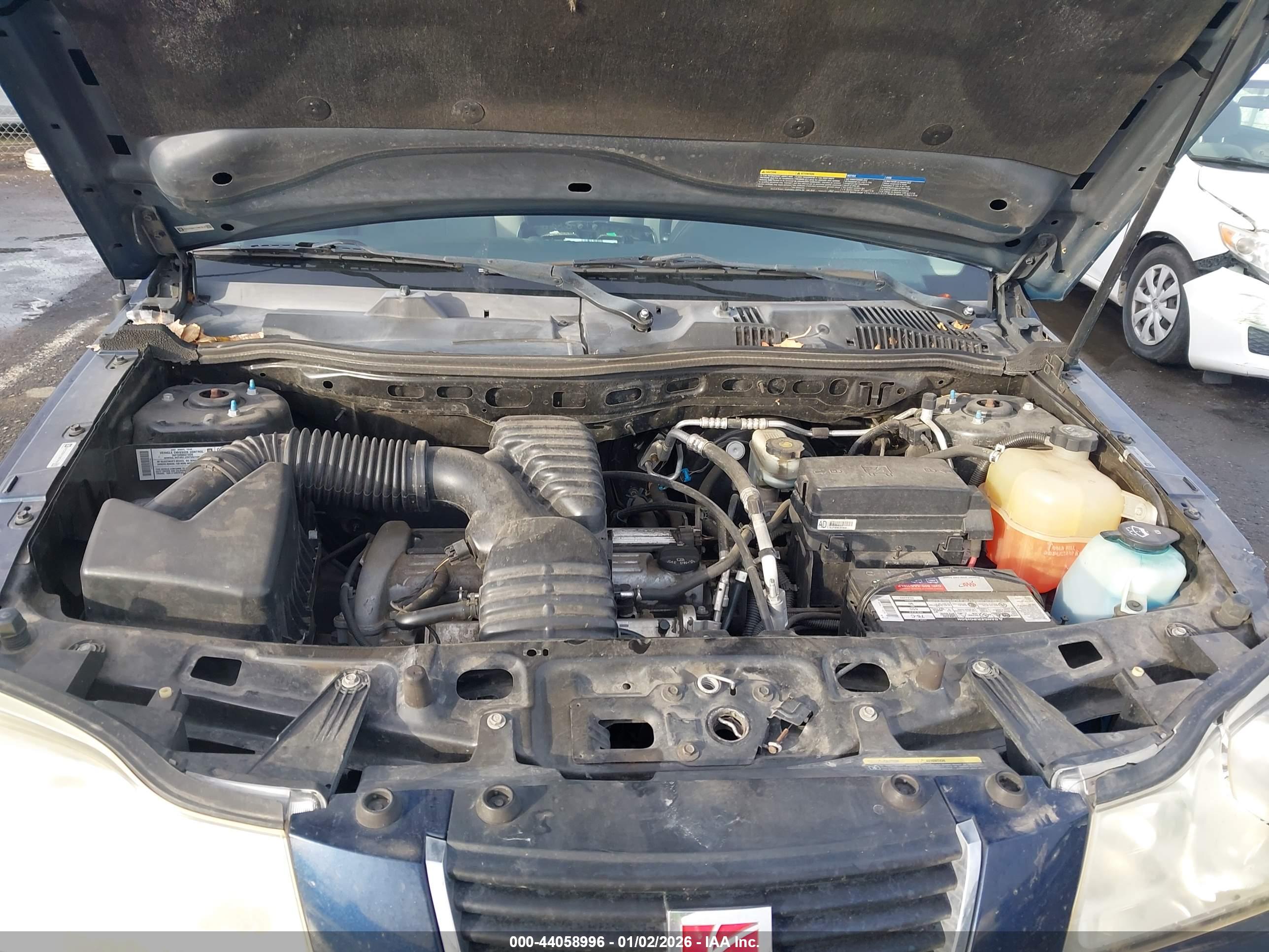 SATURN VUE image 10