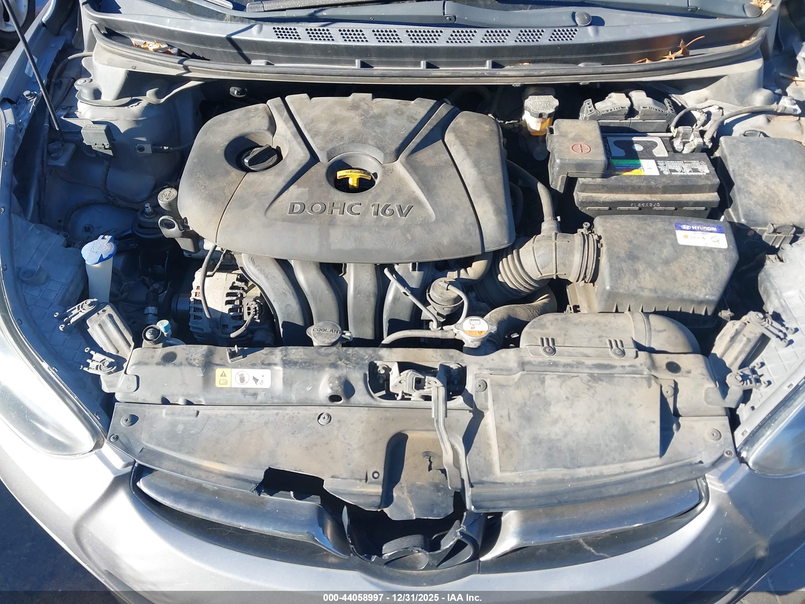 HYUNDAI ELANTRA image 10