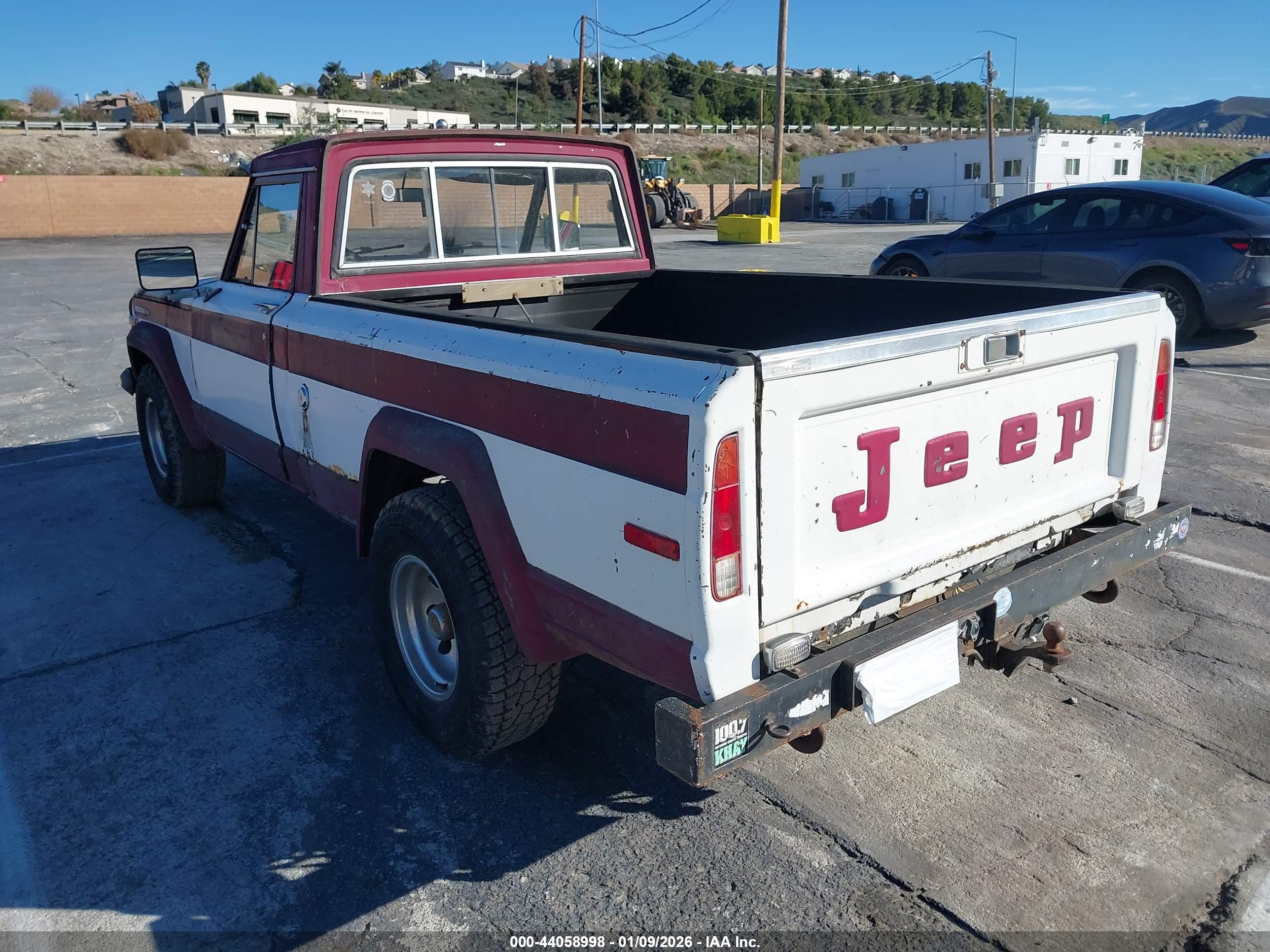 JEEP TRUCK image 3